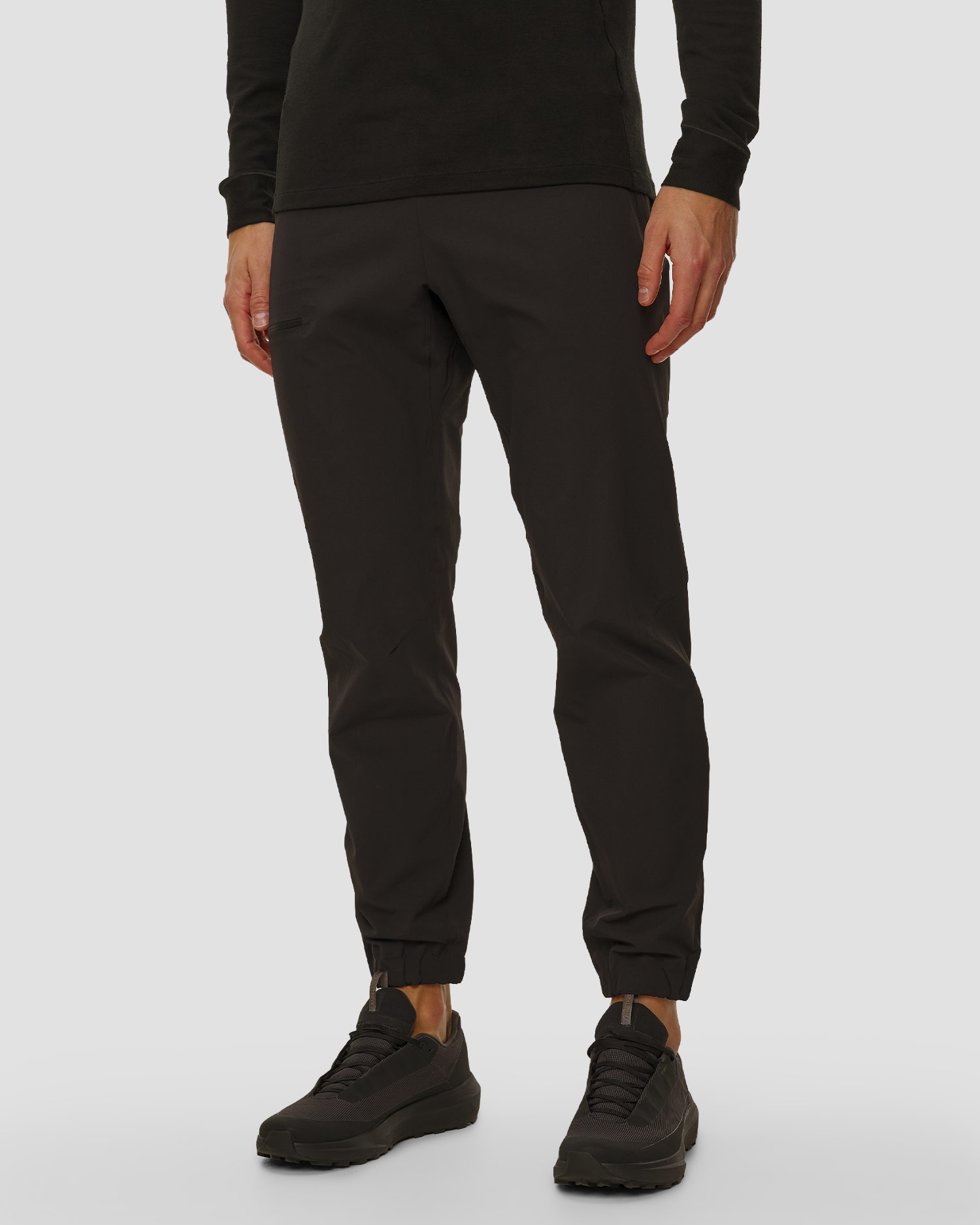 Softshellové pánské kalhoty Arcteryx Gamma Jogger v černé barvě