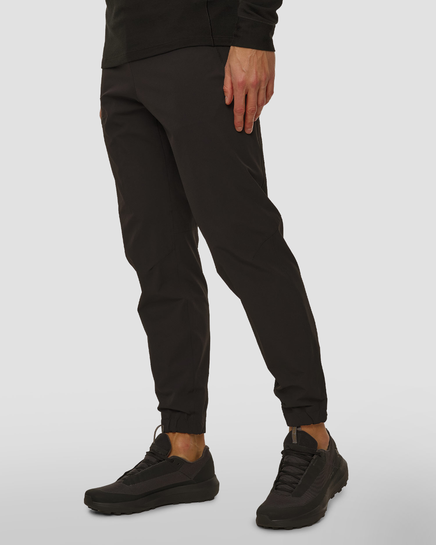 Softshellové pánské kalhoty Arcteryx Gamma Jogger v černé barvě