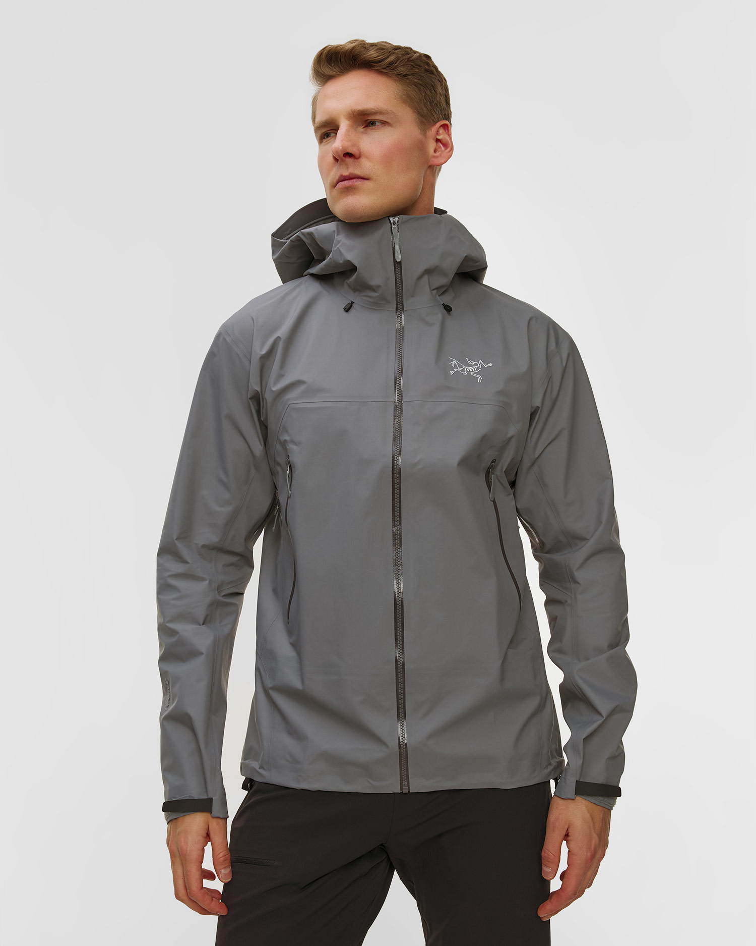 Hardshellová pánská bunda Arcteryx Beta SL Jacket v šedé barvě