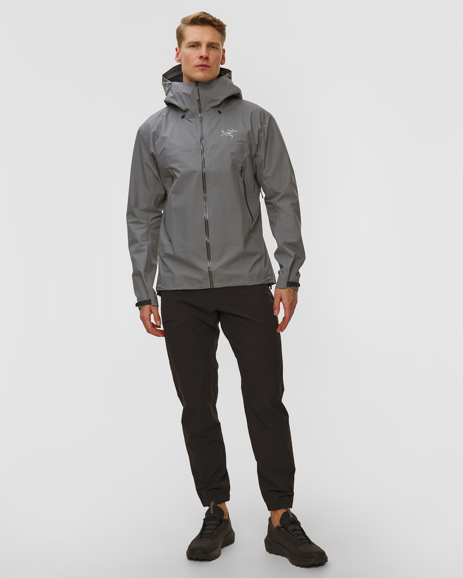 Hardshellová pánská bunda Arcteryx Beta SL Jacket v šedé barvě