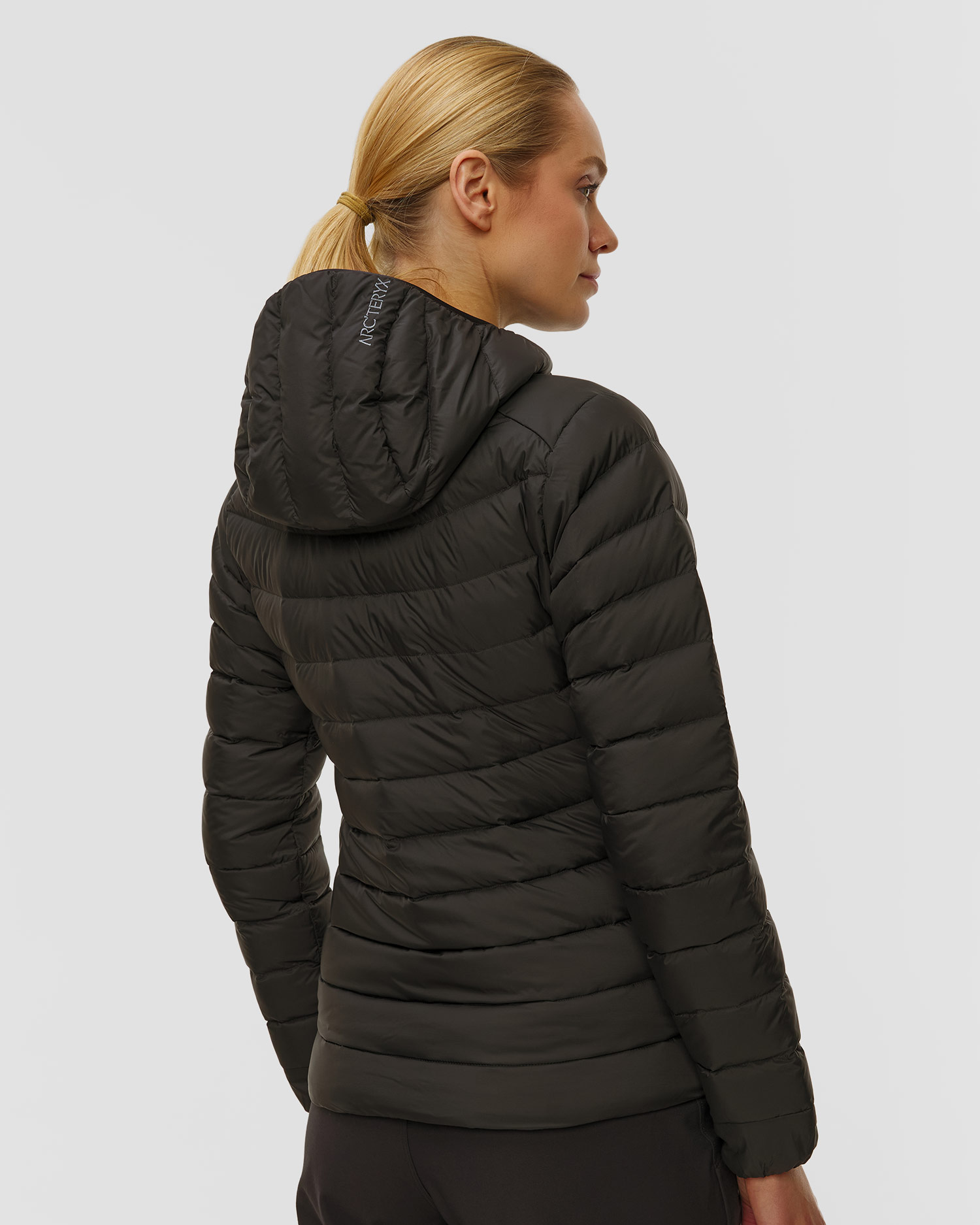 Geacă ultralight pentru femei Arcteryx CERIUM HDY W