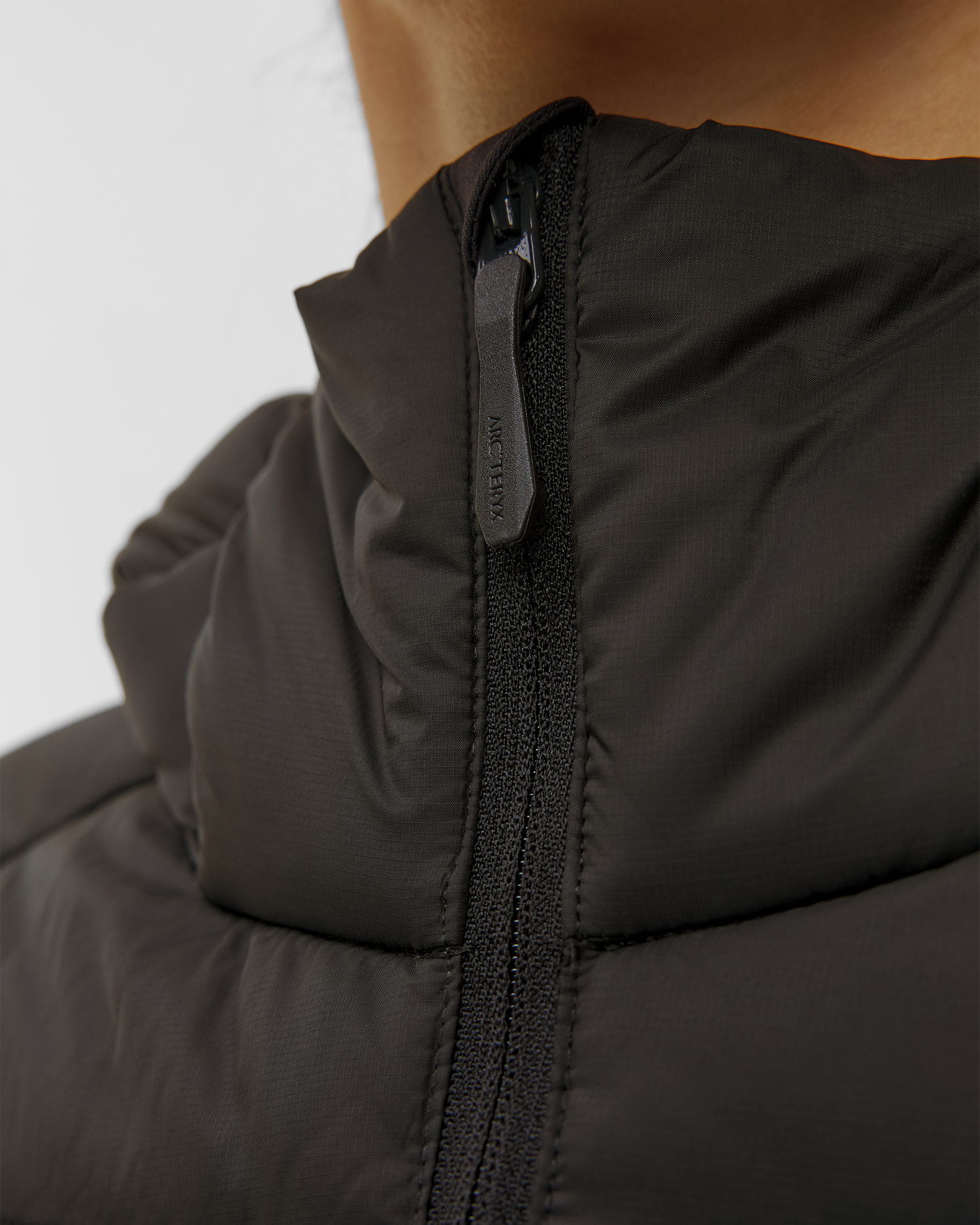 Geacă ultralight pentru femei Arcteryx CERIUM HDY W