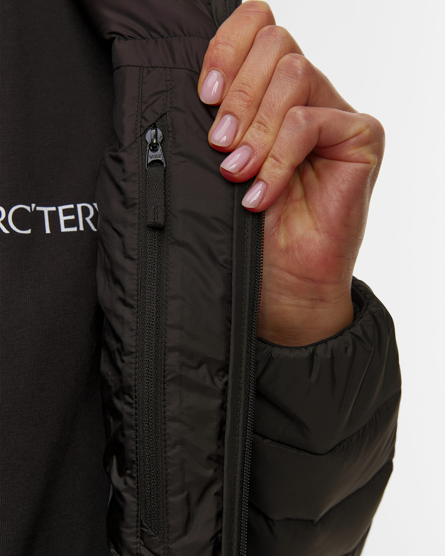 Geacă ultralight pentru femei Arcteryx CERIUM HDY W