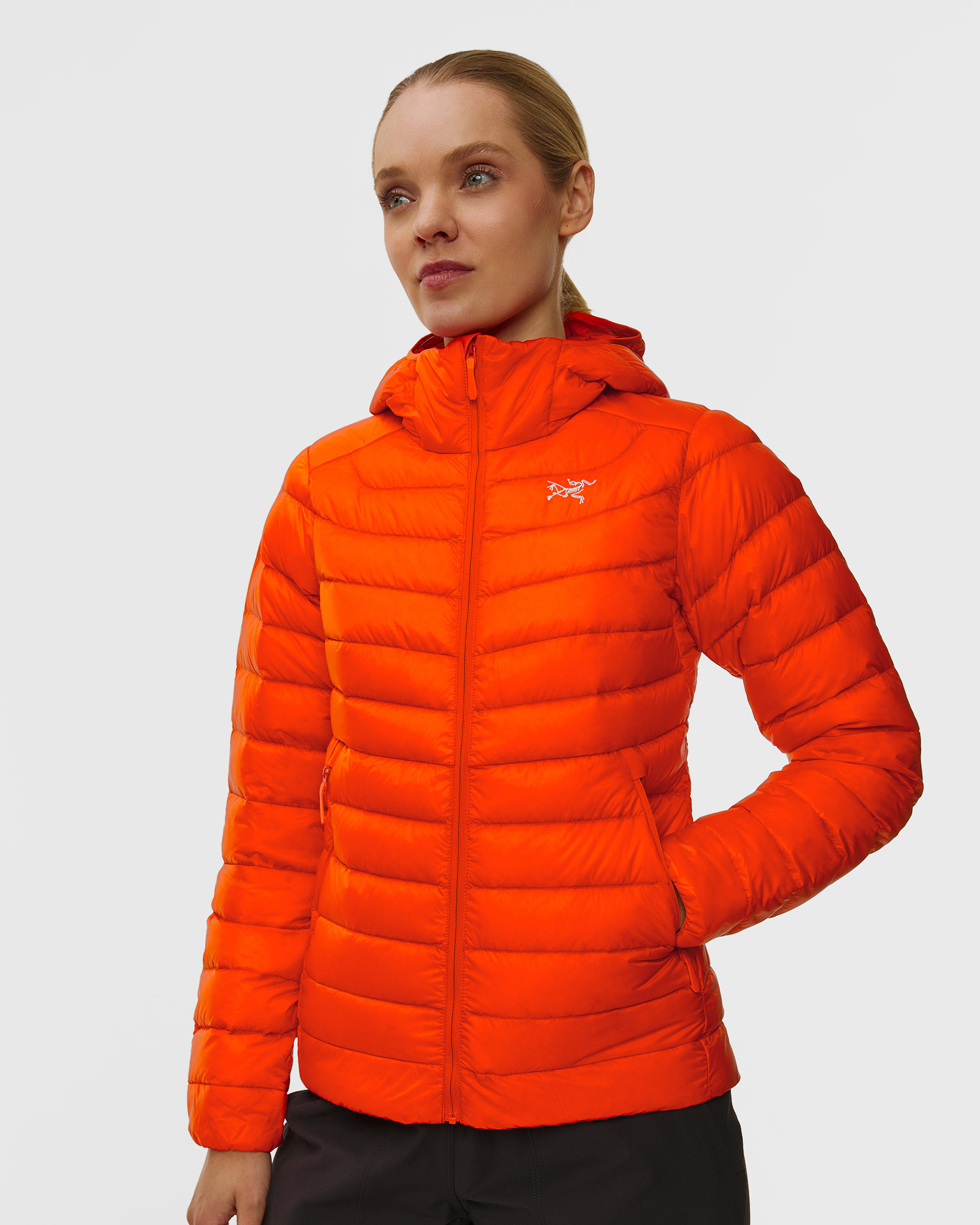 Geacă ultralight pentru femei Arcteryx CERIUM HDY W, Culoare/Model: Czerwony