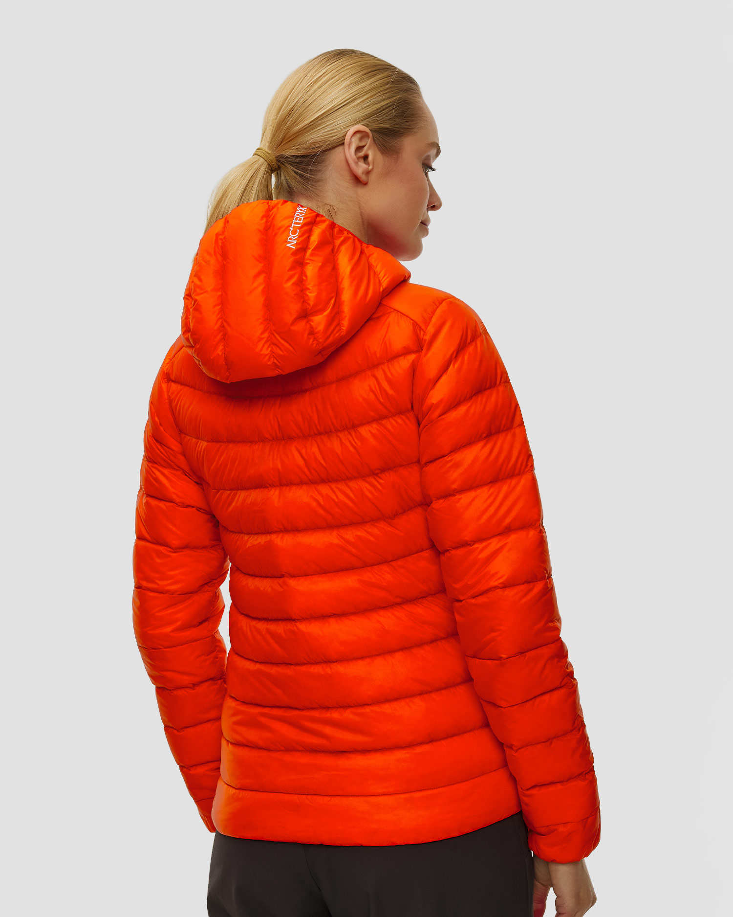 Geacă ultralight pentru femei Arcteryx CERIUM HDY W