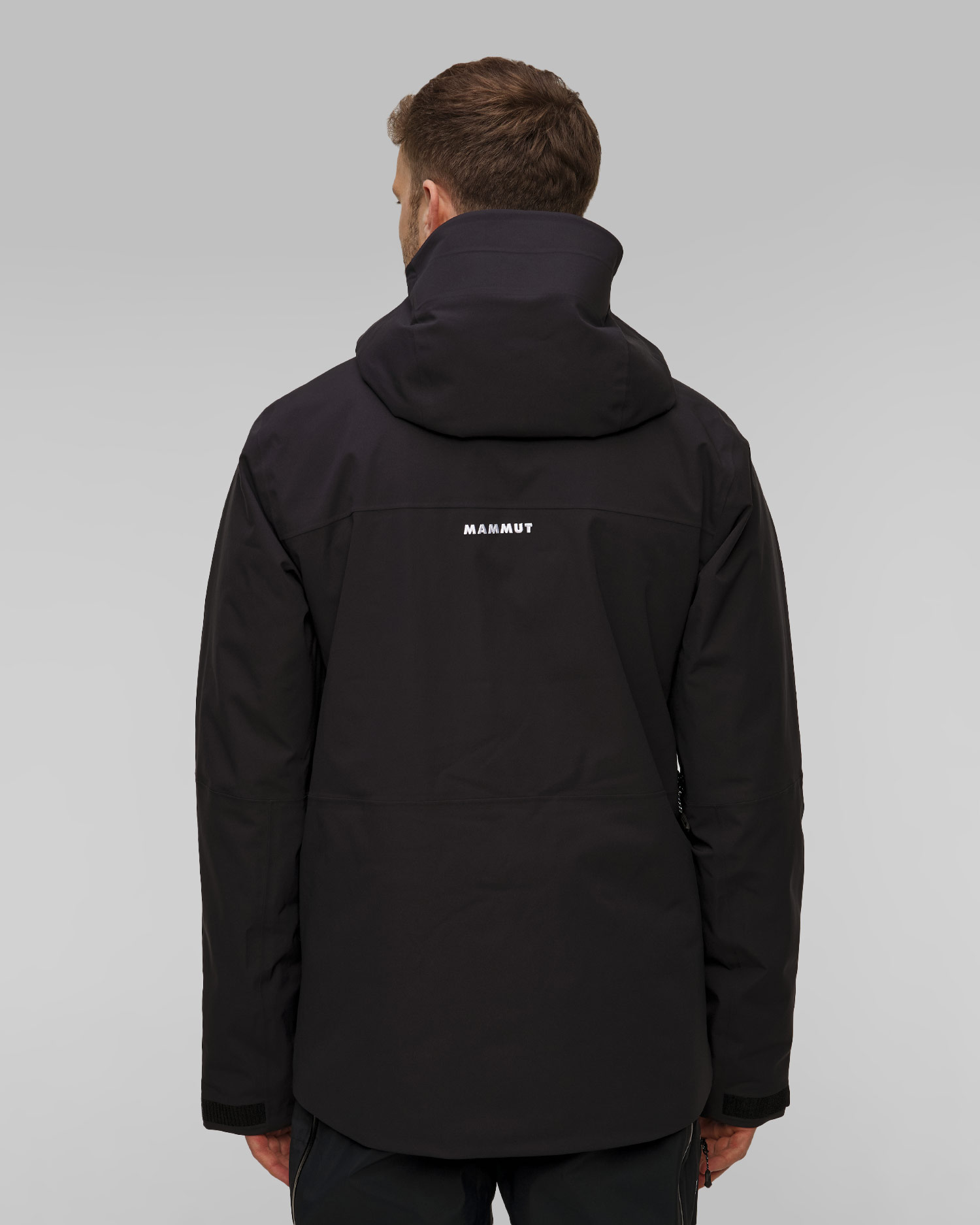 Černá zateplená membránová zimní pánská bunda Mammut Stoney HS Thermo