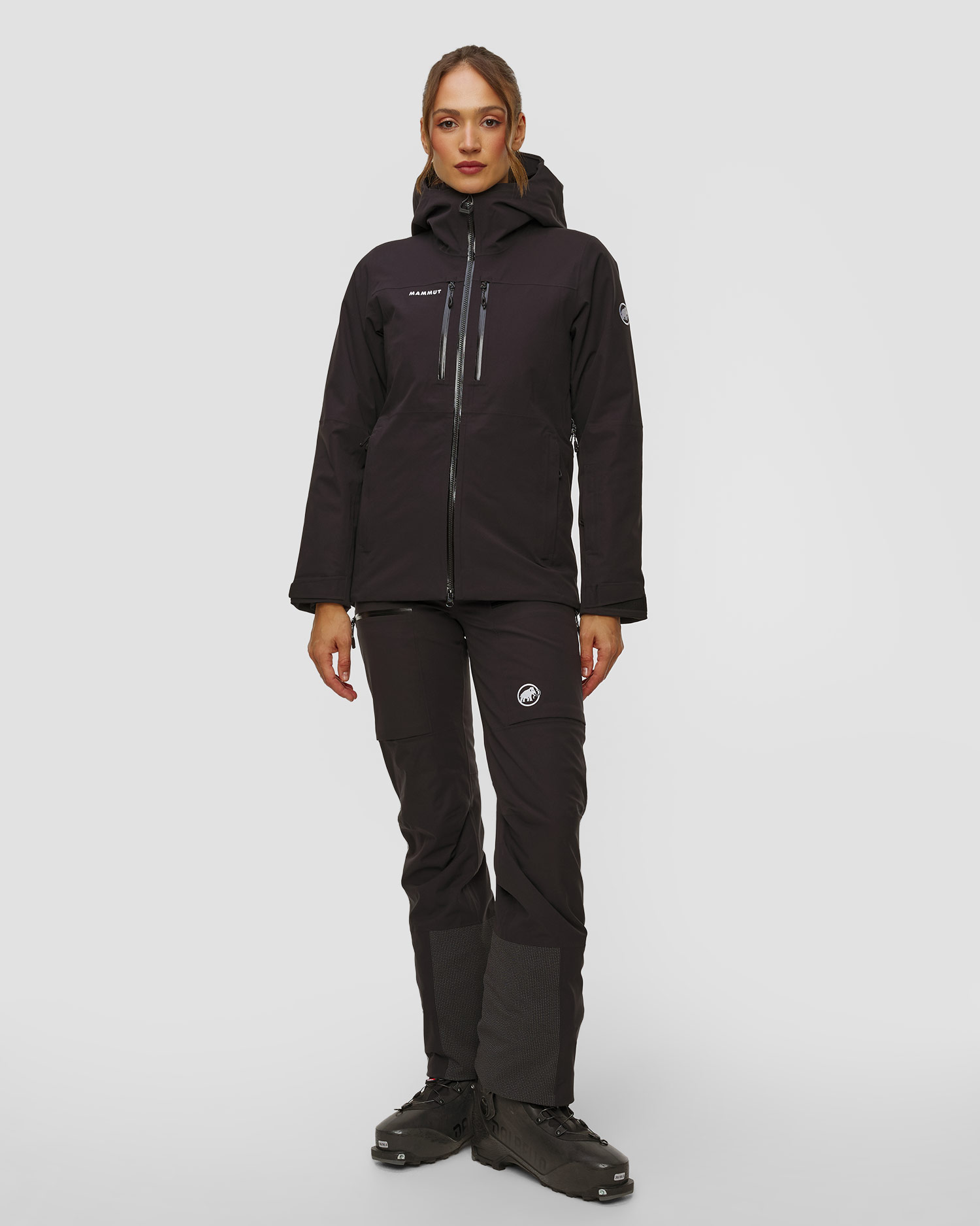 Dámská lyžařská bunda Mammut Stoney HS Thermo Hooded Jacket Women v Černé Barvě