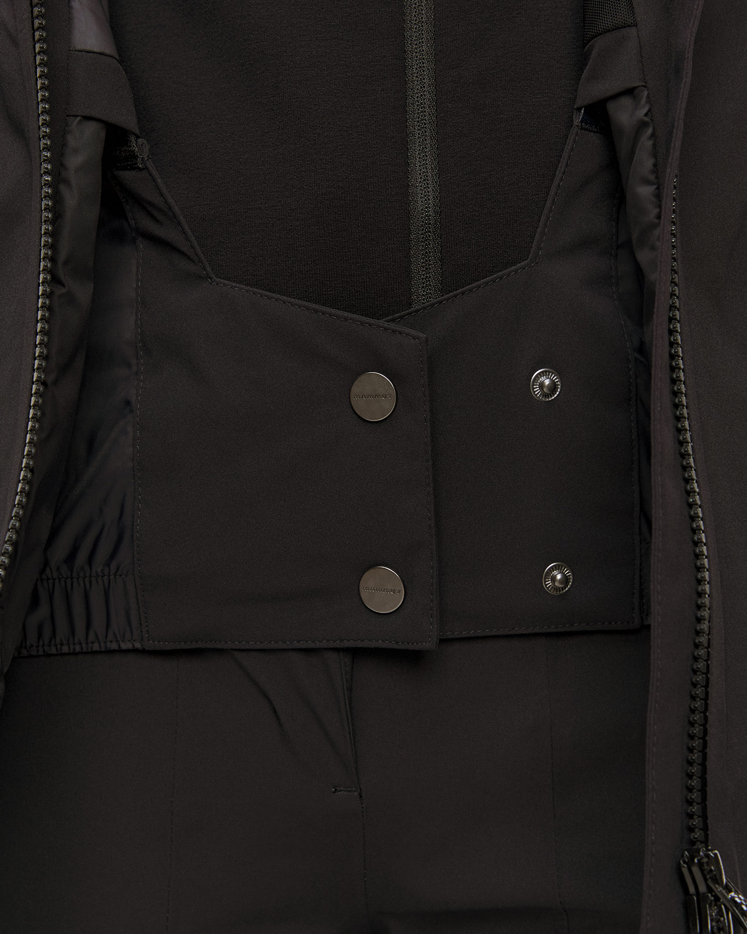 Dámská lyžařská bunda Mammut Stoney HS Thermo Hooded Jacket Women v Černé Barvě