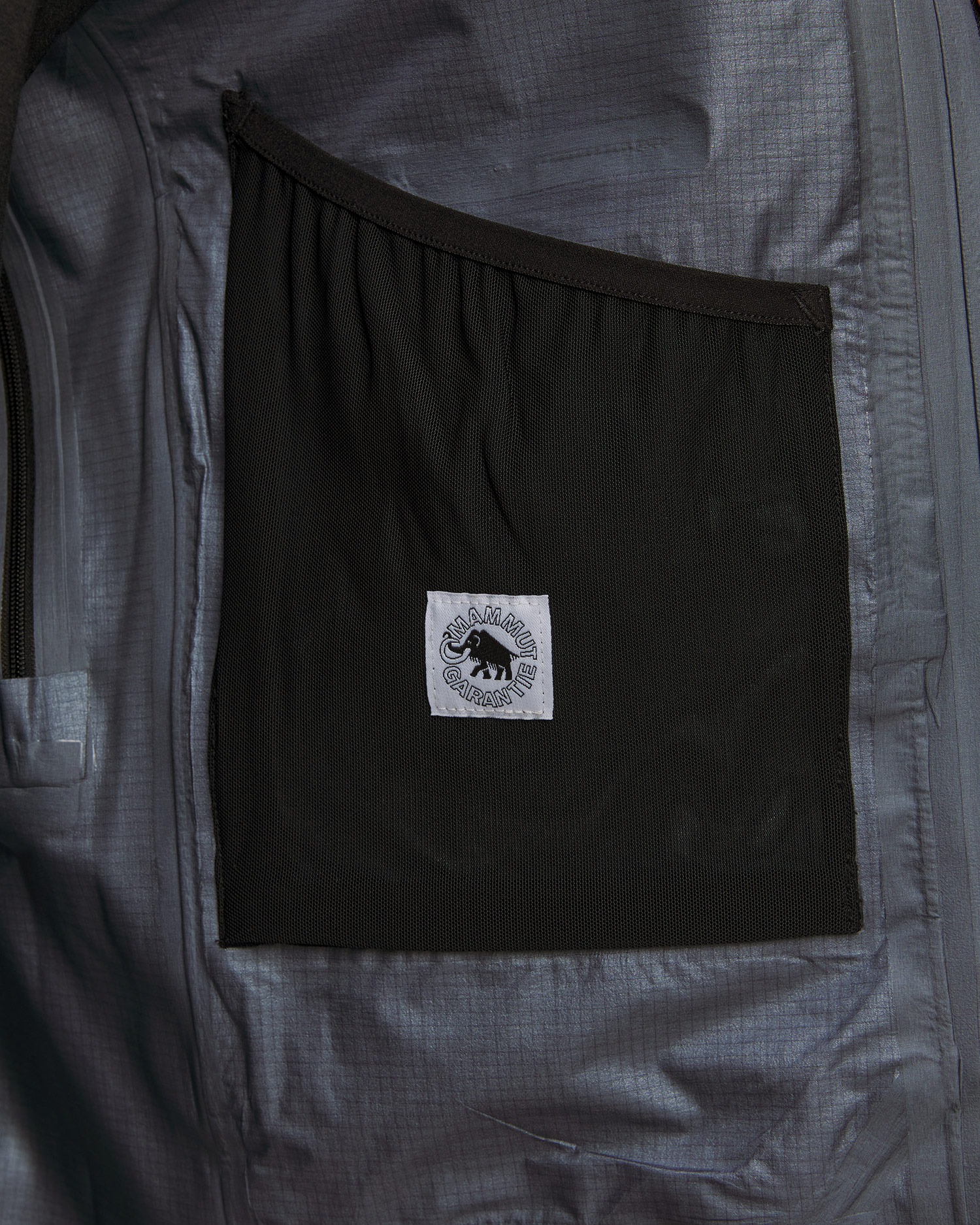 Veste hardshell noire pour hommes Mammut Crater Pro HS Hooded Jacket Men