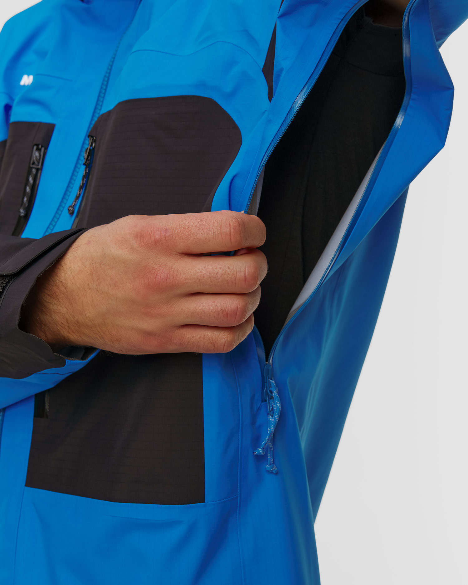 Men's hardshell Mammut Taiss HS Hooded Jacket Men blue-black