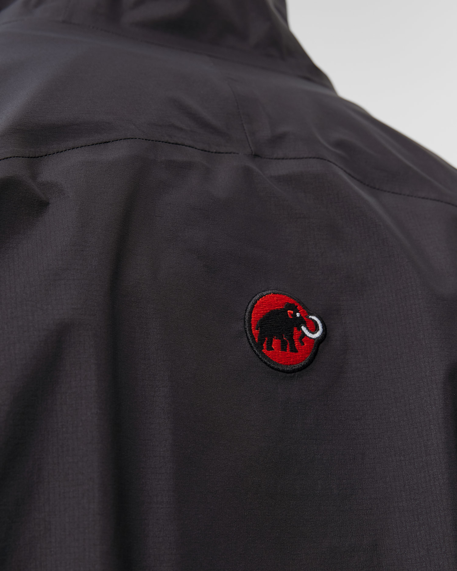 Veste hardshell noire pour hommes Mammut Hiking Patrol x Mammut HS Hooded Jacket