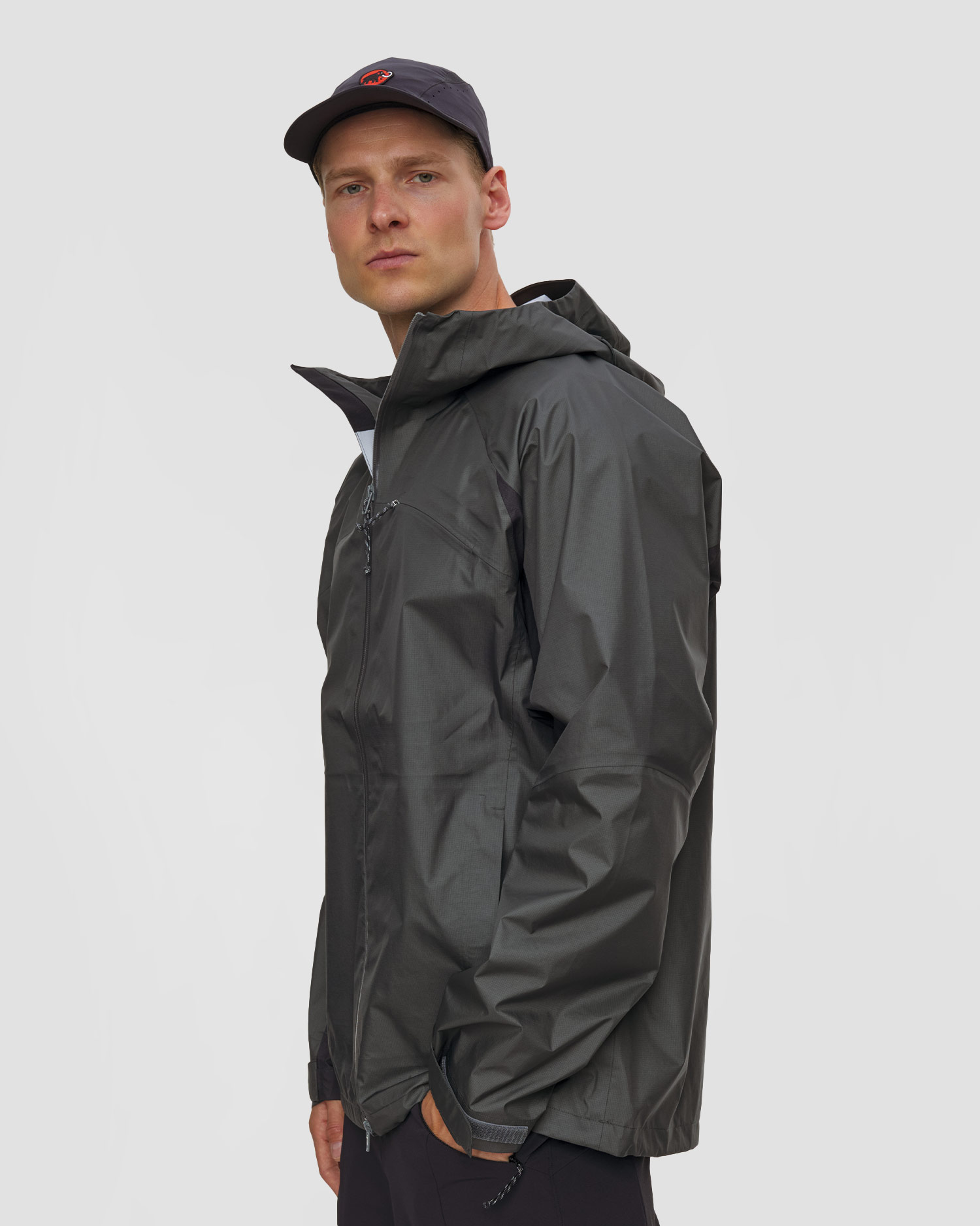 Veste hardshell grise pour hommes Mammut Hiking Patrol x Mammut HS Hooded Jacket