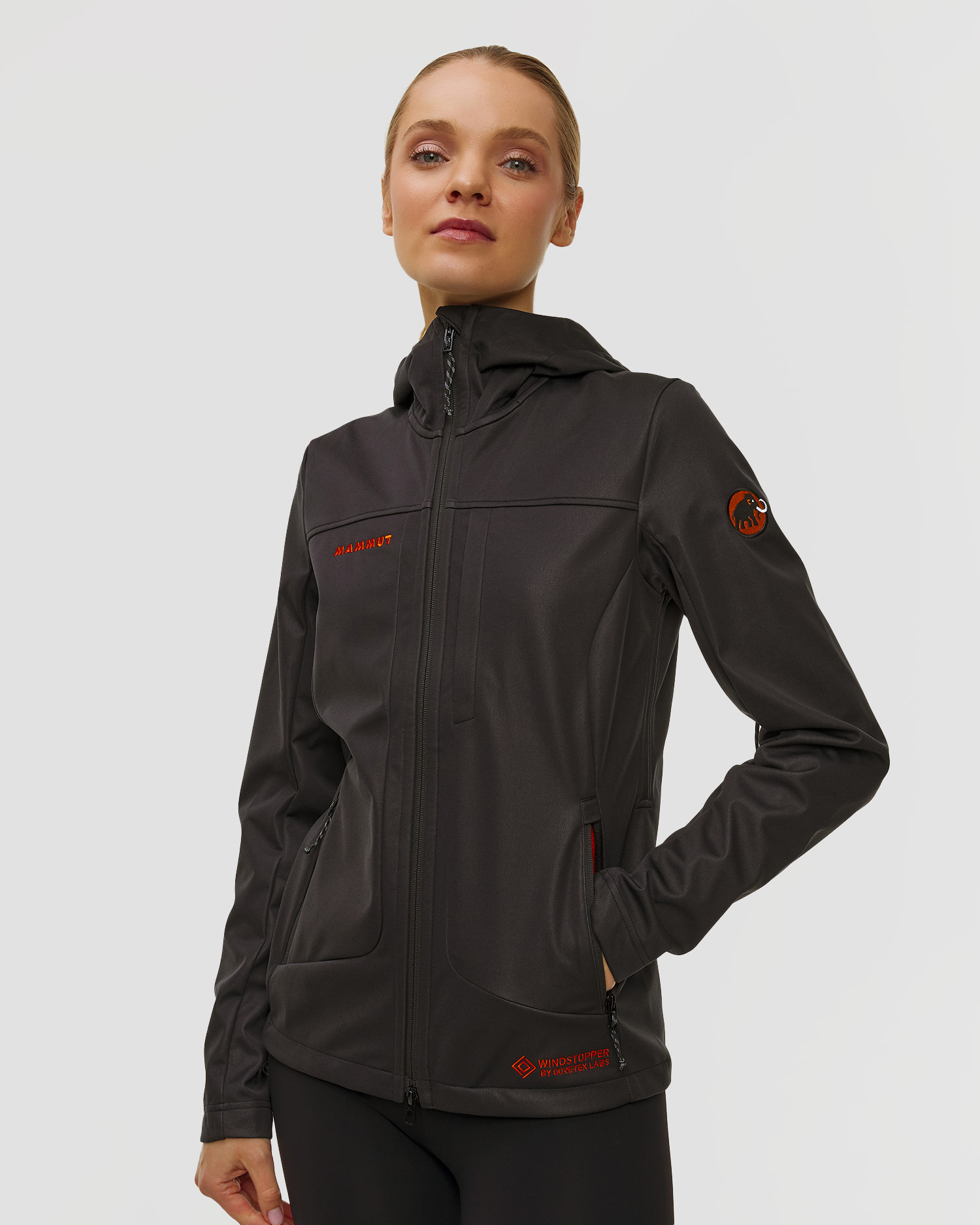 Softshellová dámská bunda Mammut Ultimate VIII SO Hooded Jacket Women 25 Years v černé barvě