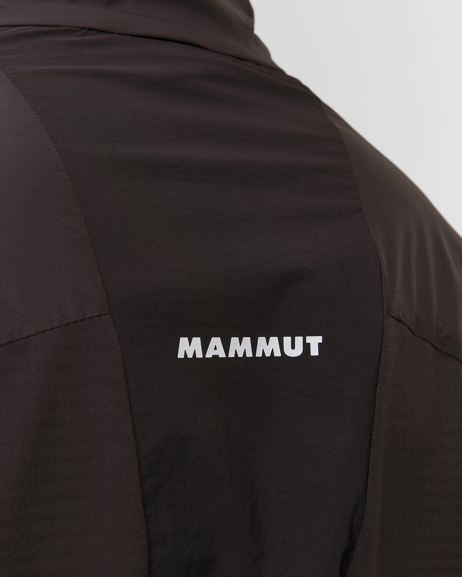 Veste hybride noire pour hommes Mammut Aenergy In Hybrid Men