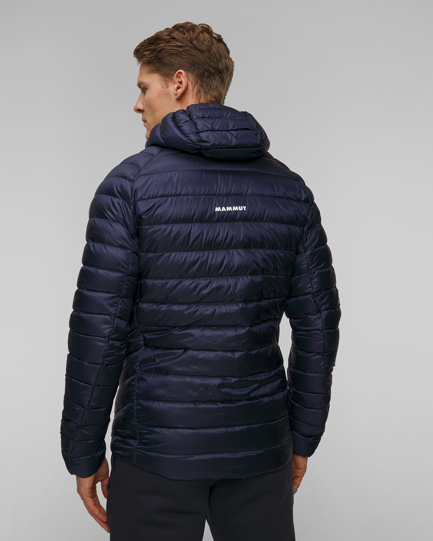 Tmavě modrá pánská péřová bunda Mammut Broad Peak IN