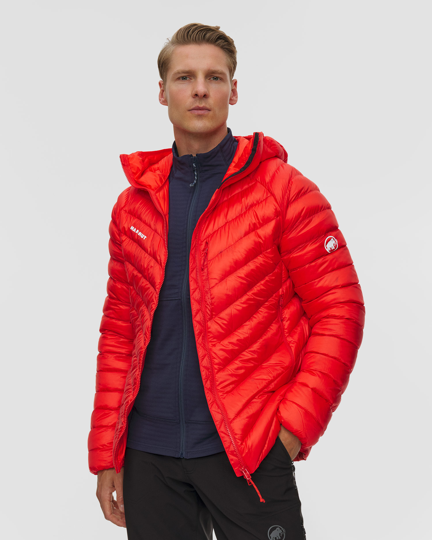 Pánska páperová bunda Mammut Broad Peak IN Hooded Jacket Men červená, Farba-Vzor: Czerwony