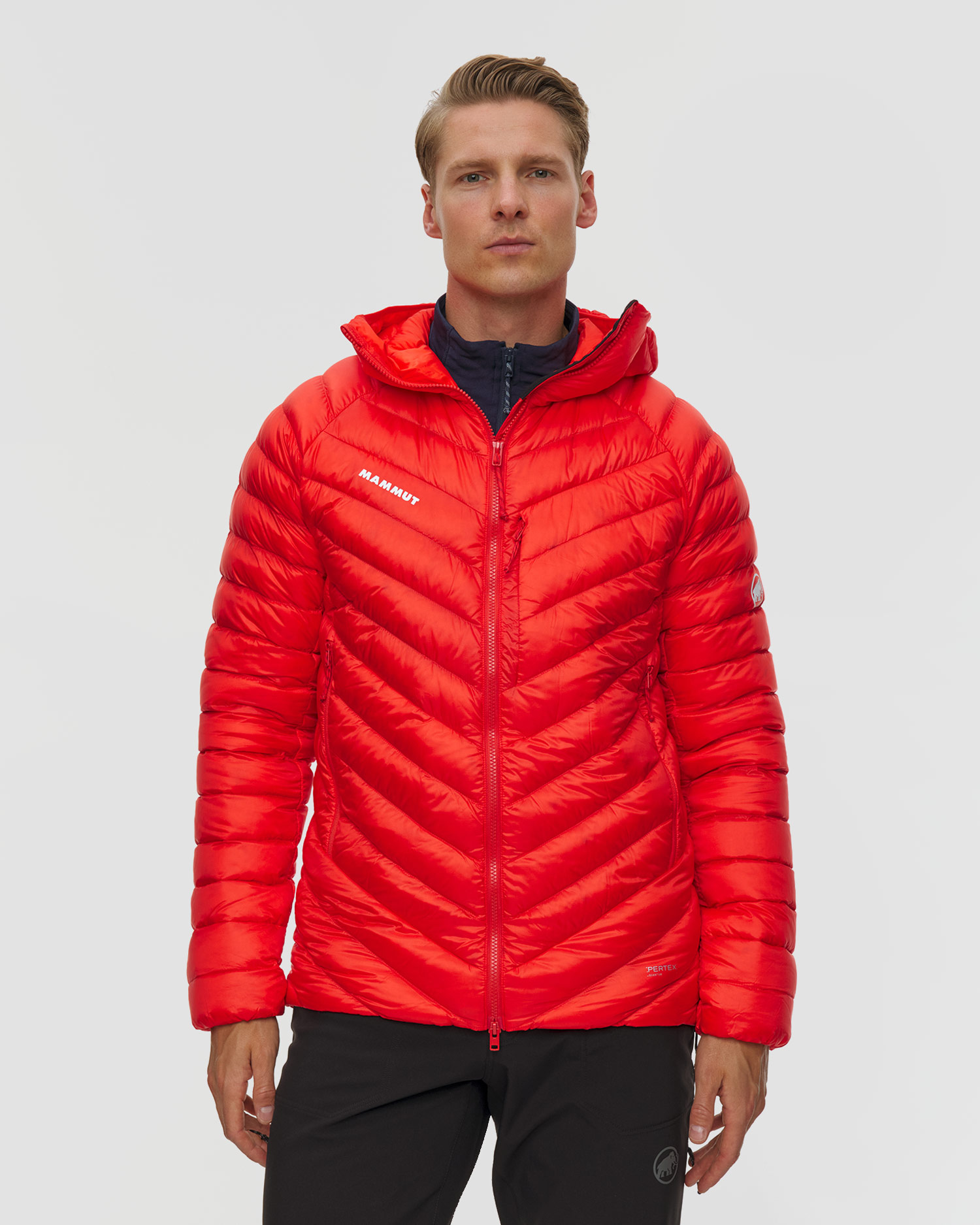 Pánska páperová bunda Mammut Broad Peak IN Hooded Jacket Men červená