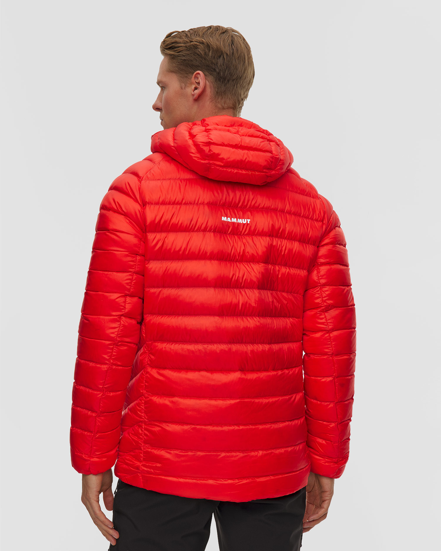 Pánska páperová bunda Mammut Broad Peak IN Hooded Jacket Men červená