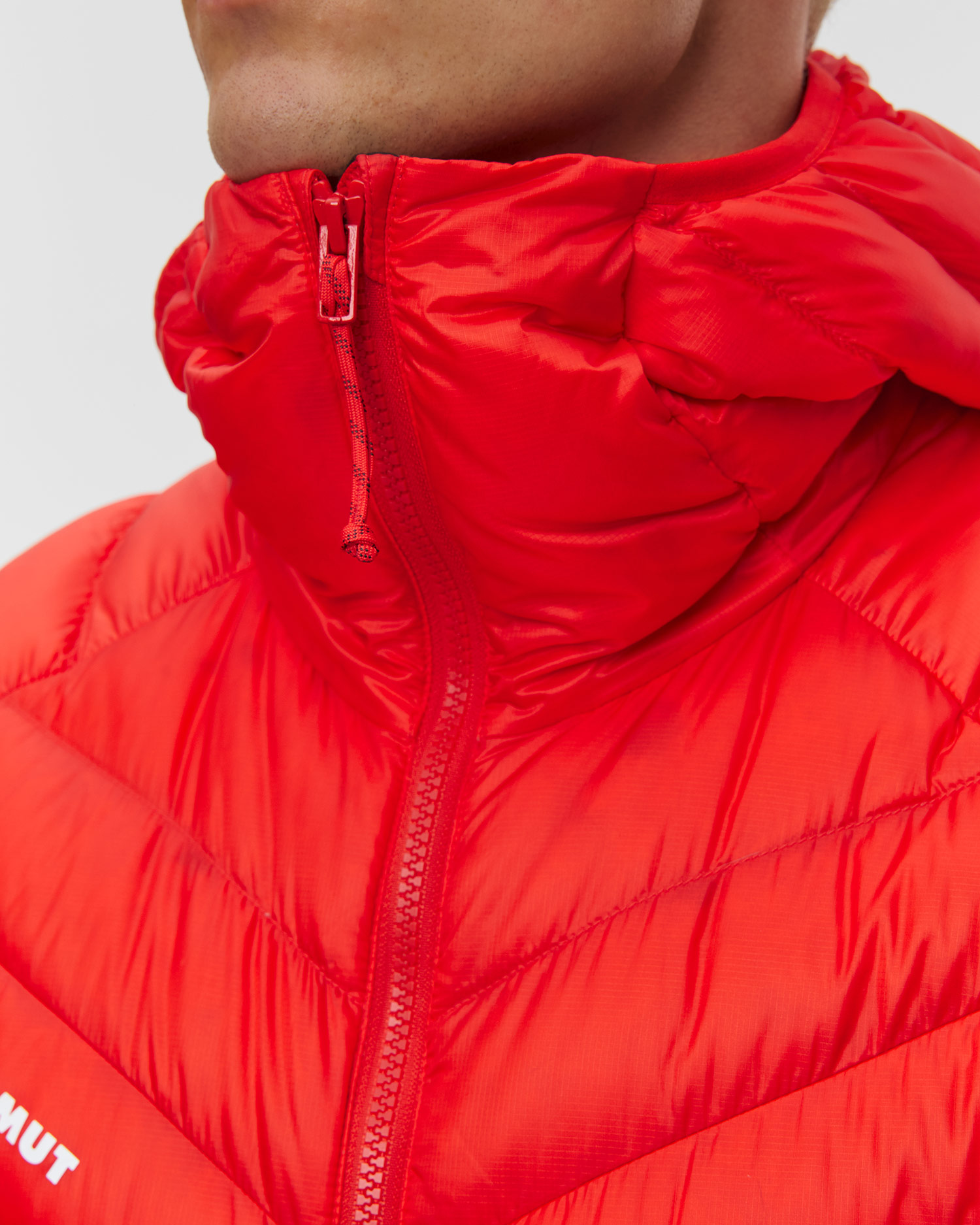 Pánska páperová bunda Mammut Broad Peak IN Hooded Jacket Men červená