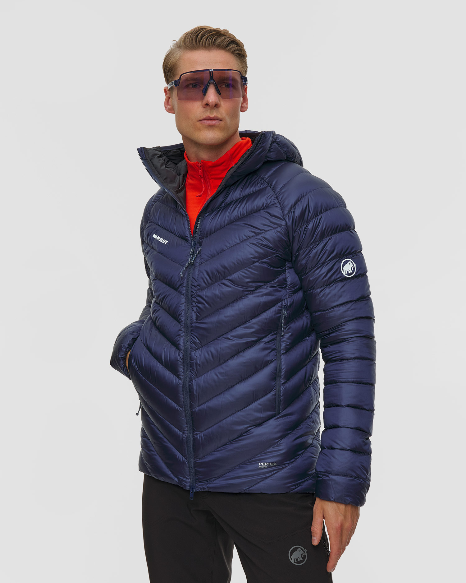 Pánska páperová bunda Mammut Broad Peak IN Hooded Jacket Men tmavomodrá