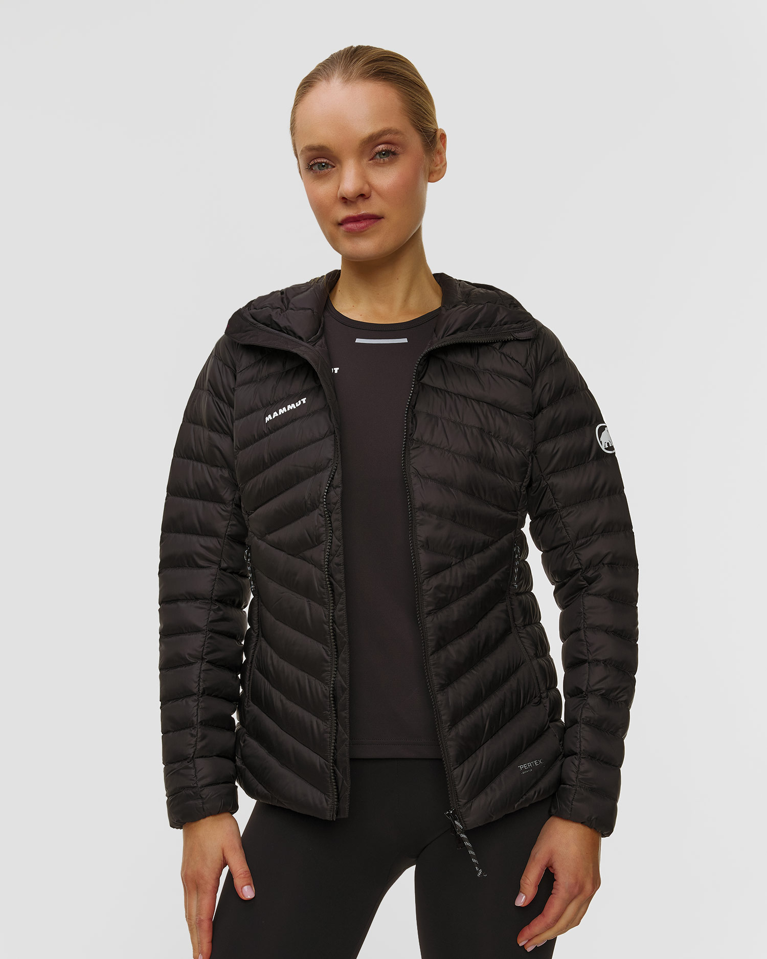 Dámská péřová bunda Mammut Broad Peak IN Hooded Jacket Women v černé barvě, Barva/Vzor: Czarny