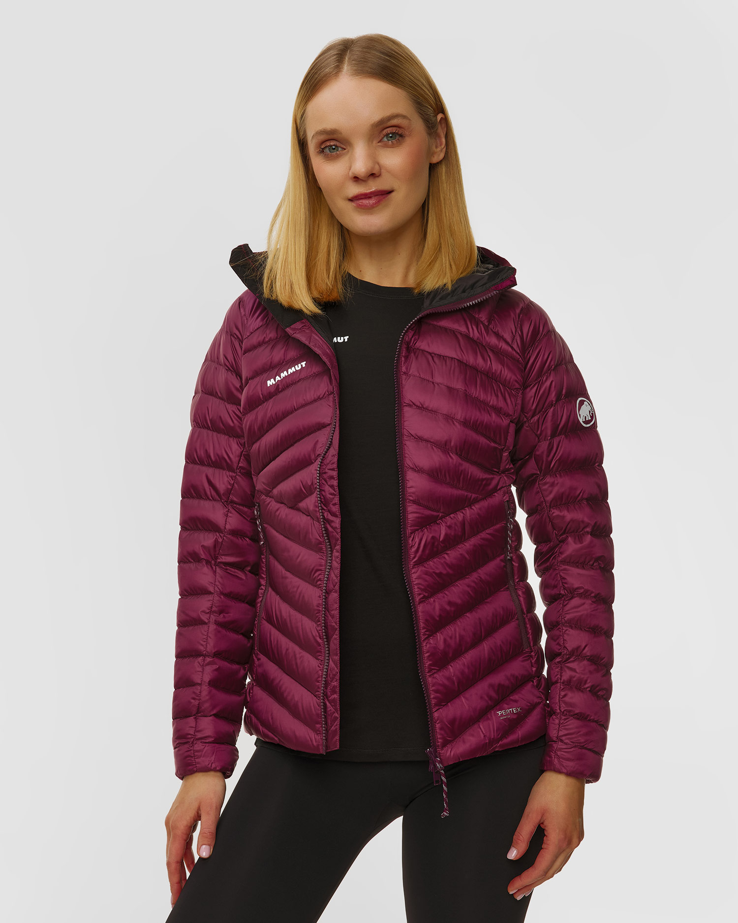 Doudoune bordeaux pour femmes Mammut Broad Peak IN Hooded Jacket Women