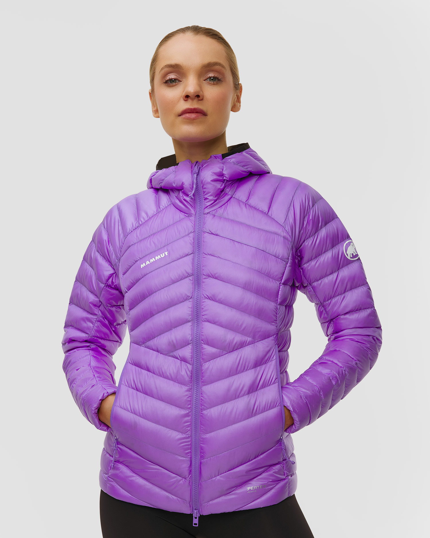 Dámská péřová bunda Mammut Broad Peak IN Hooded Jacket Women ve fialové barvě