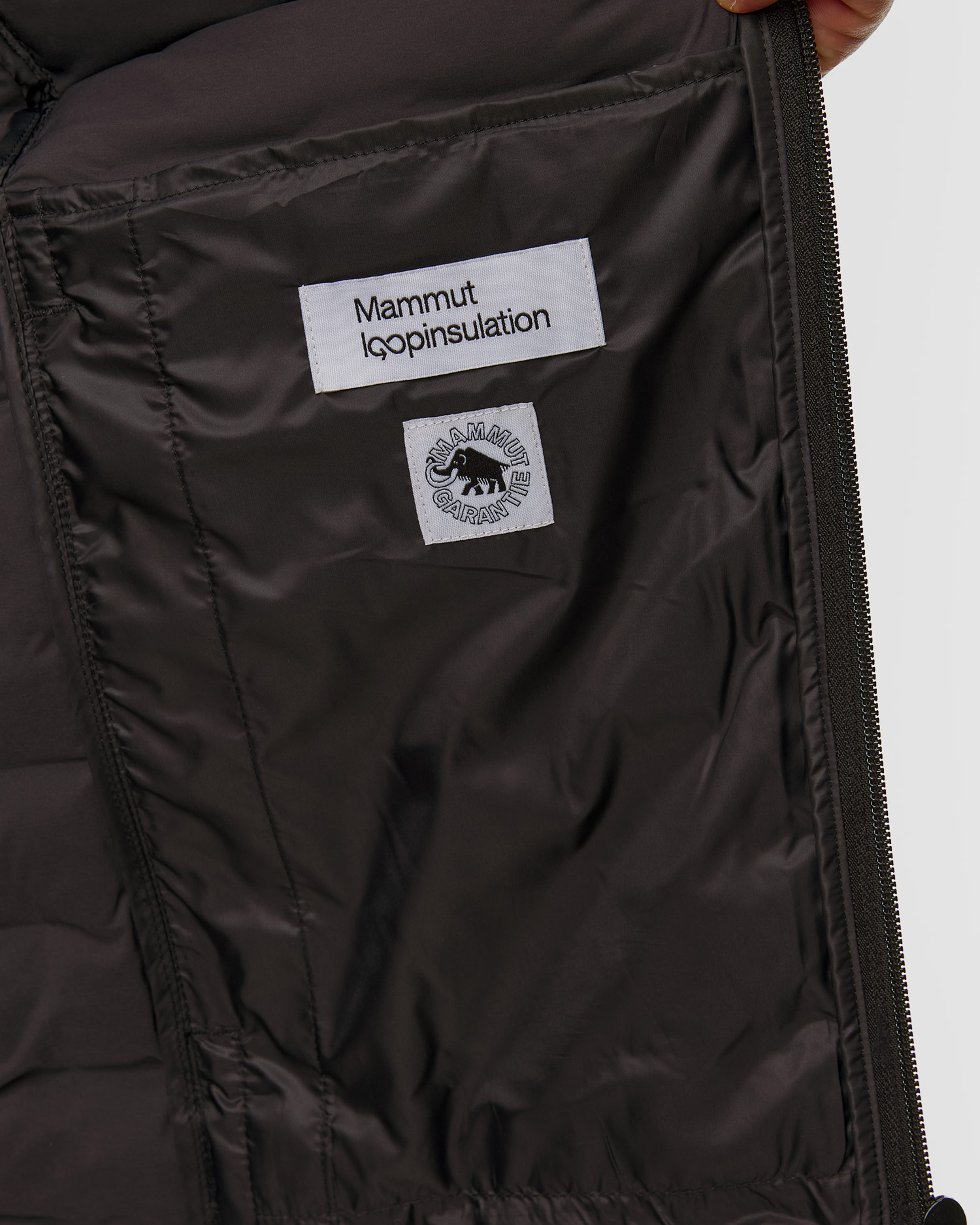 Men's insulated Mammut Sender IN Hooded Jacket Men black