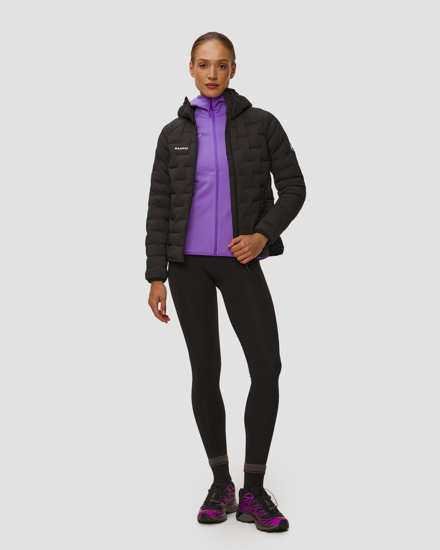 Pánská zateplená bunda Mammut Sender IN Hooded Jacket Women v černé barvě