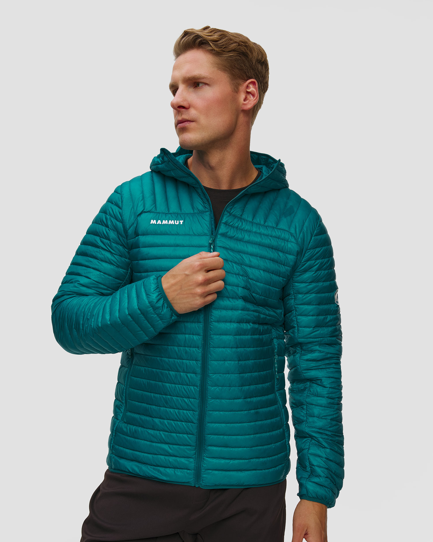 Doudoune bleue pour hommes Mammut Broad Peak Light IN Hooded Jacket Men