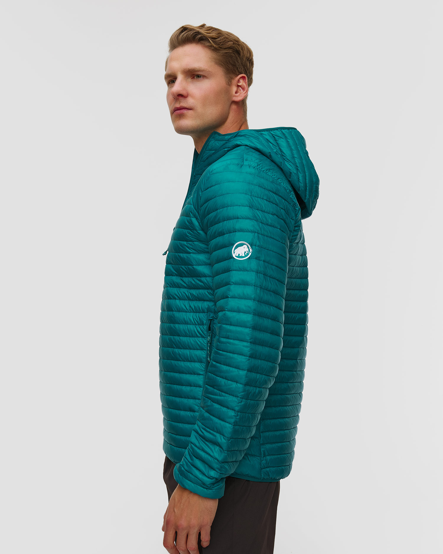 Mammut Broad Peak Light IN Hooded Jacket Men blue