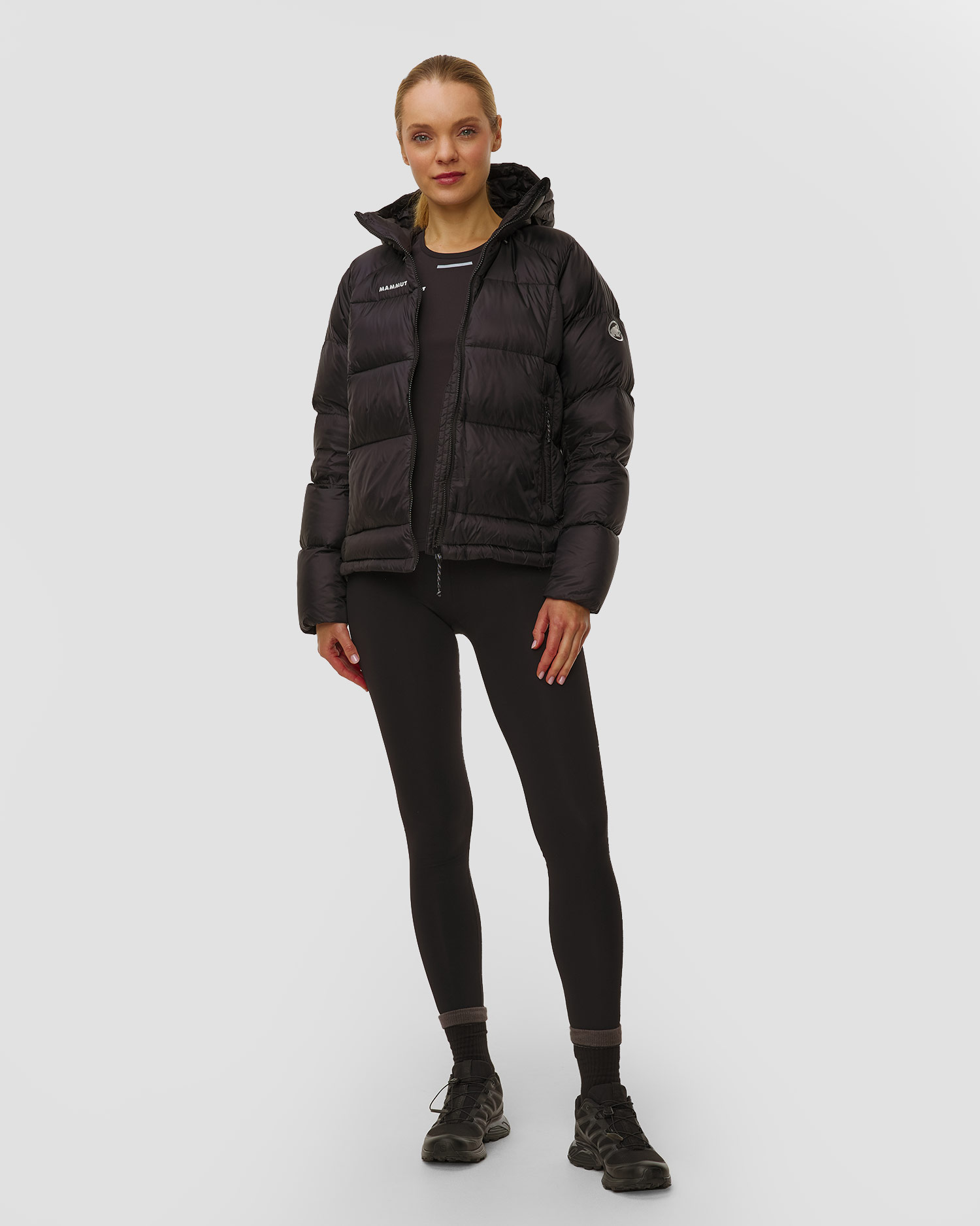 Dámská péřová bunda Mammut Glacier Glow IN Hooded Jacket Women v černé barvě