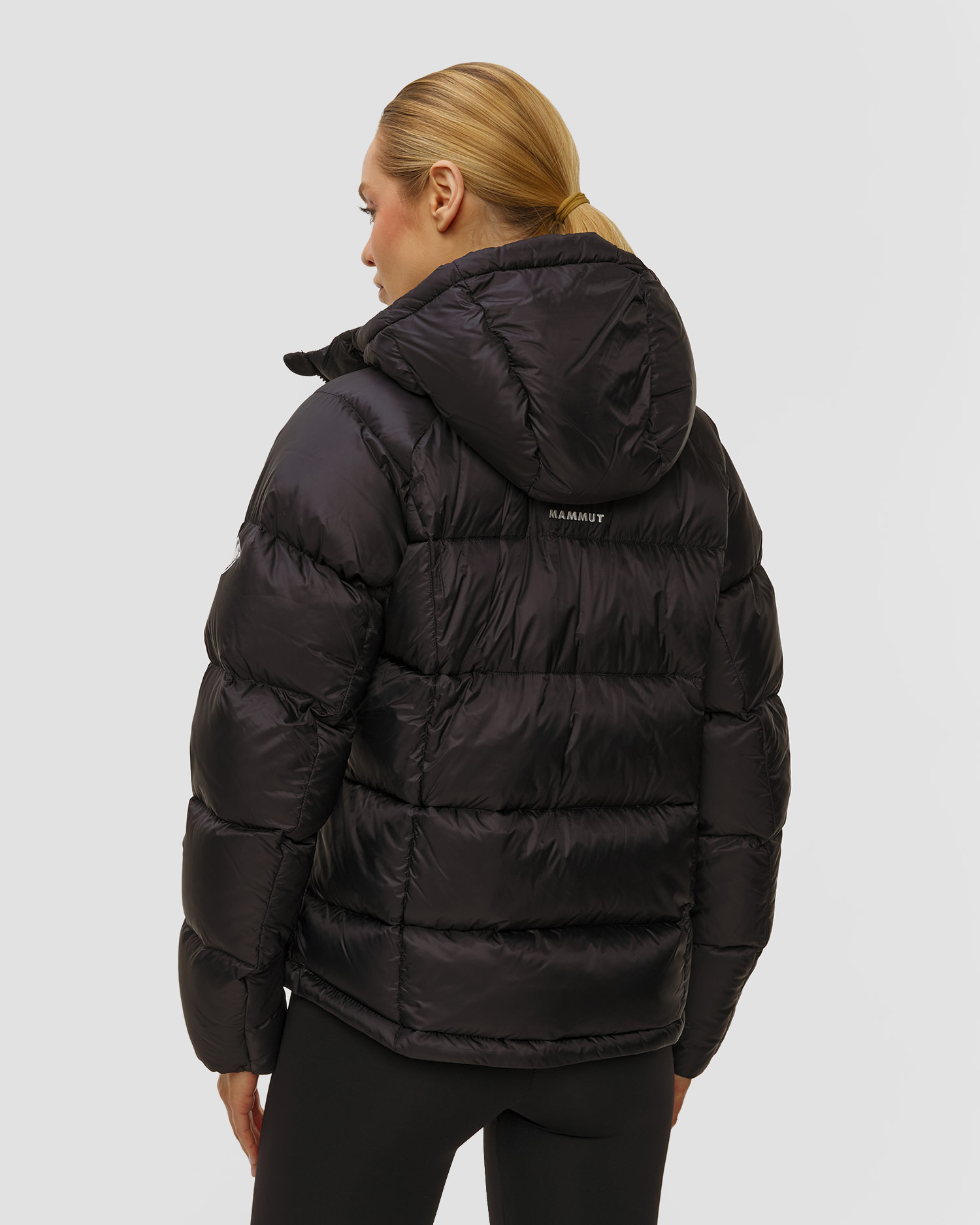 Dámská péřová bunda Mammut Glacier Glow IN Hooded Jacket Women v černé barvě