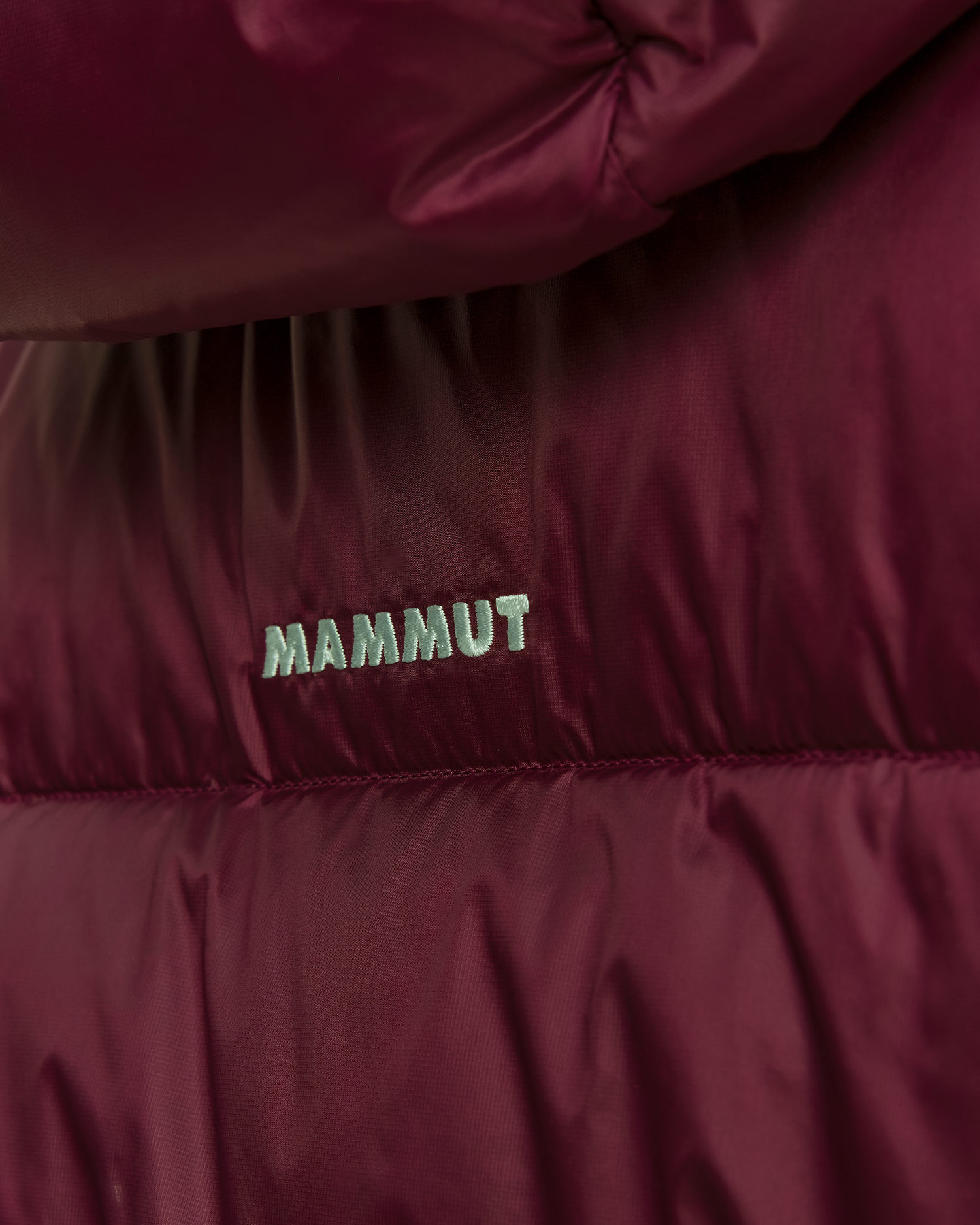 Dámská péřová bunda Mammut Glacier Glow IN Hooded Jacket Women v bordó barevném odstínu
