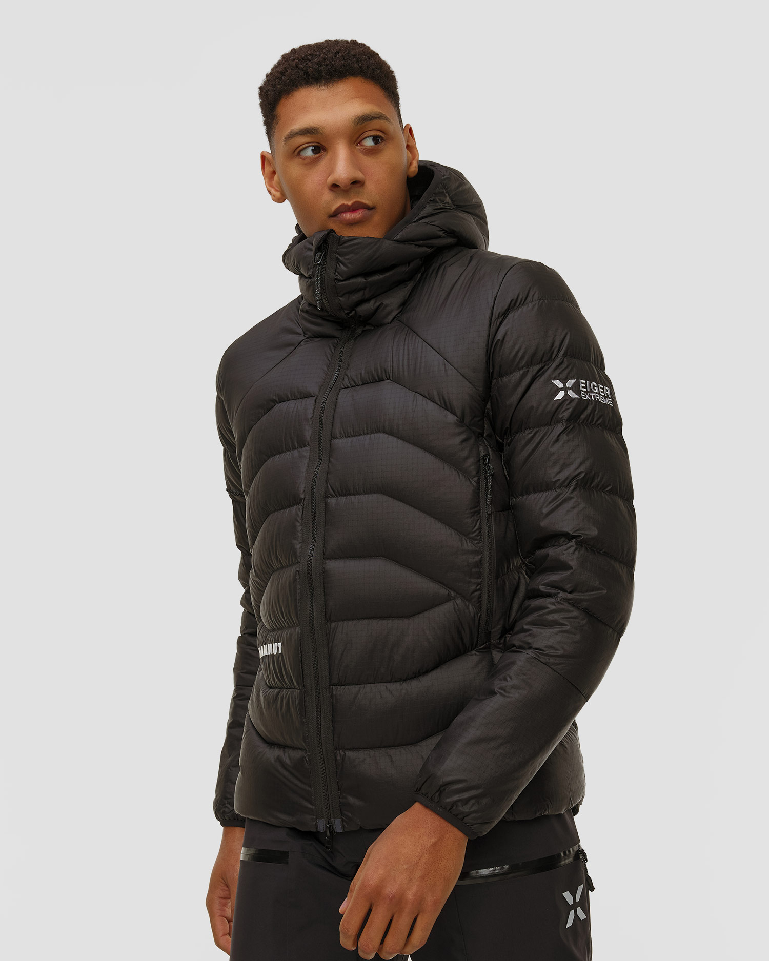 Doudoune noire pour hommes Mammut Eiger Nordwand Light Nordwand Down IN Hooded Jacket Men