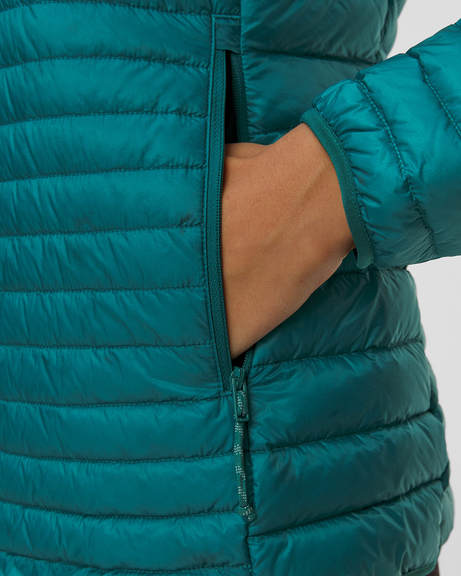 Dámská péřová bunda Mammut Broad Peak Light IN Hooded Jacket Women v tyrkysovém barevném odstínu