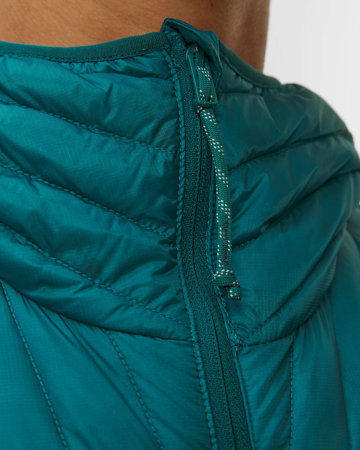 Dámská péřová bunda Mammut Broad Peak Light IN Hooded Jacket Women v tyrkysovém barevném odstínu