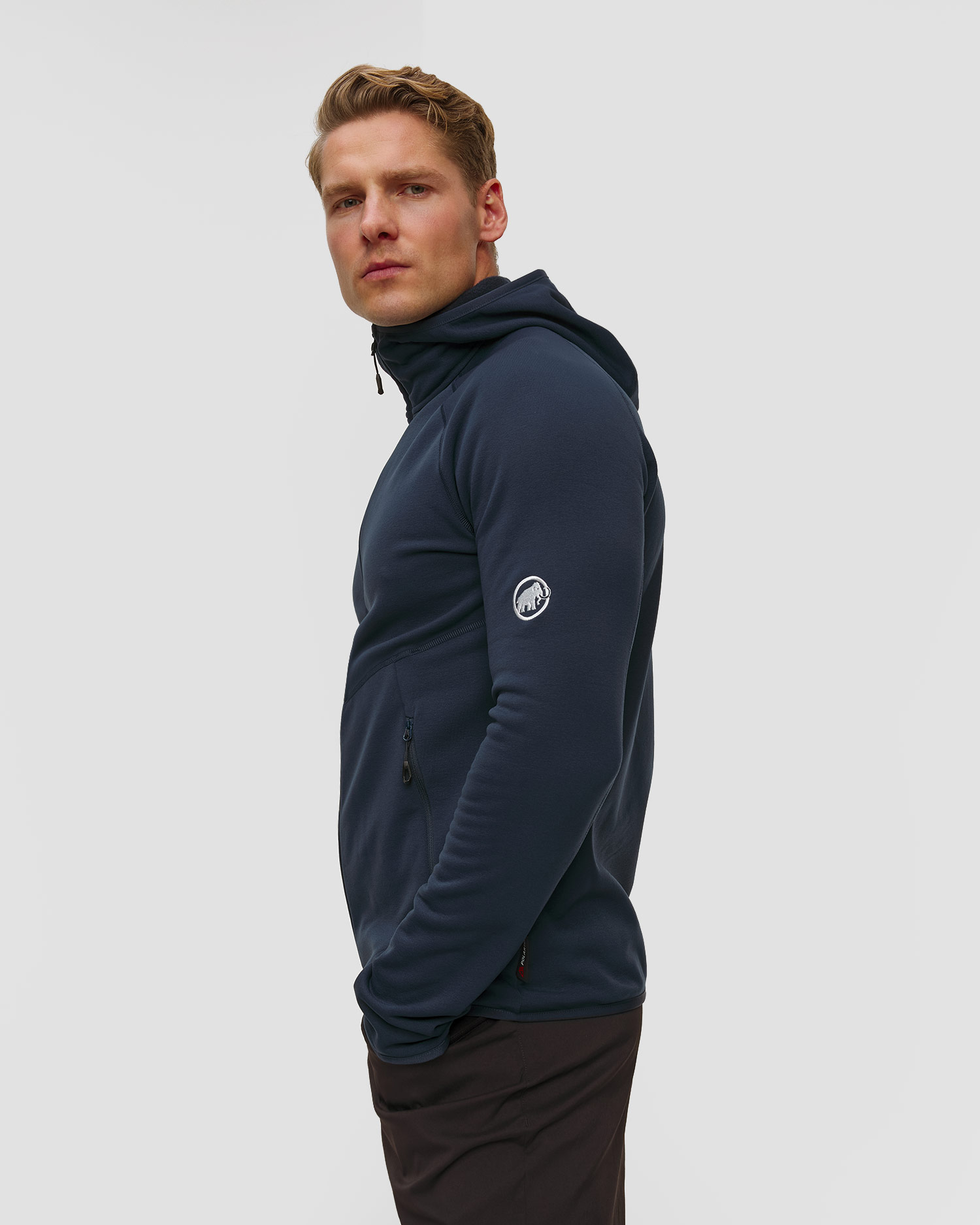 Sweat-shirt en polaire noir pour hommes Mammut Aconcagua ML Hooded Jacket Men