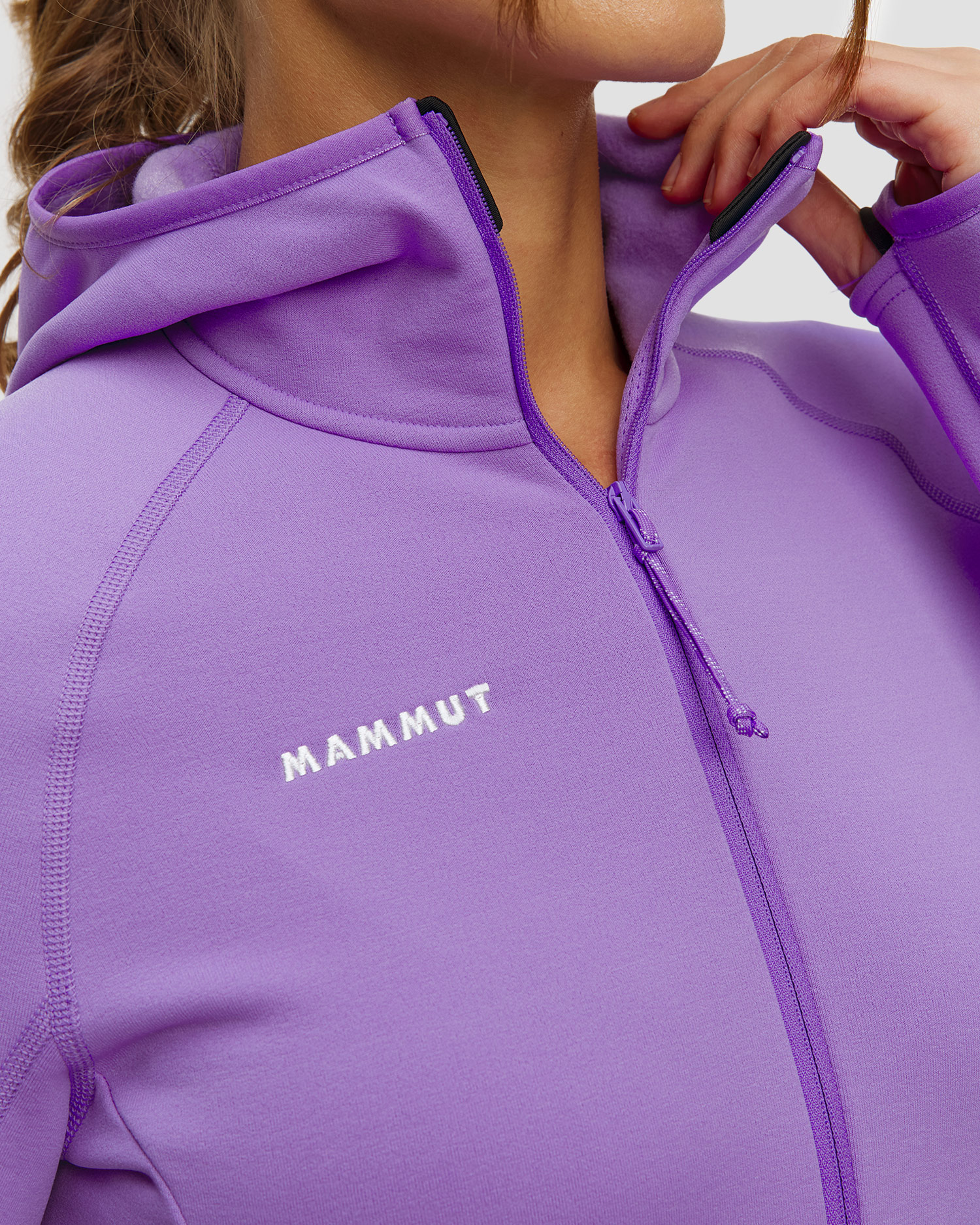 Sweat-shirt en polaire violet pour femmes Mammut Aconcagua ML Hooded Jacket Women