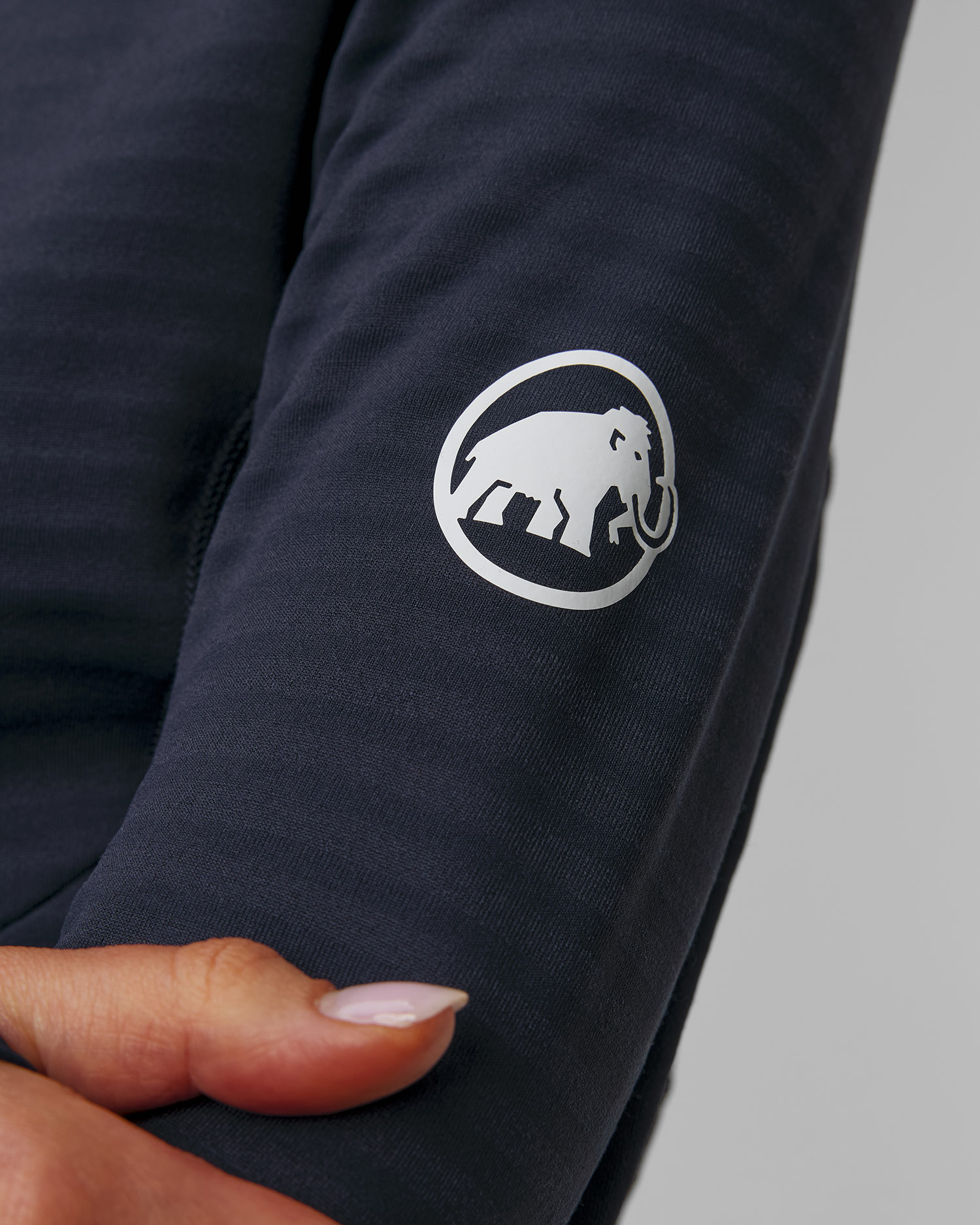 Women's sweatshirt MAMMUT TAISS LIGHT ML HOODED