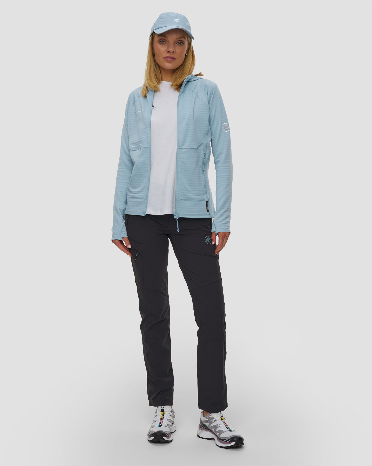 Sweat-shirt midlayer à capuche bleu clair pour femmes Mammut Taiss ML Hooded Jacket