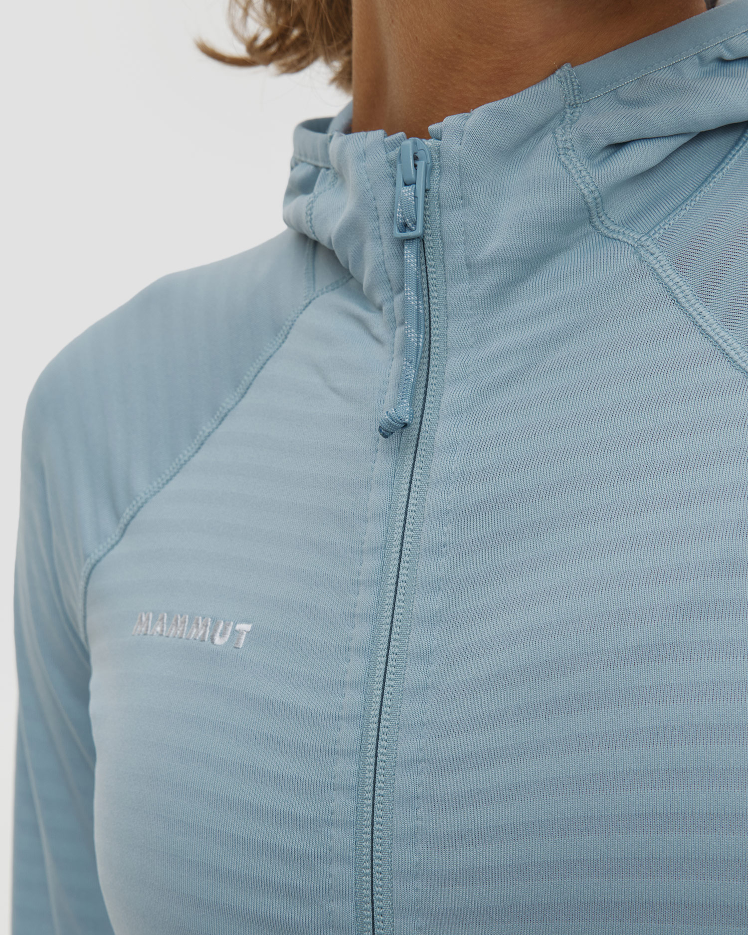Sweat-shirt midlayer à capuche bleu clair pour femmes Mammut Taiss ML Hooded Jacket