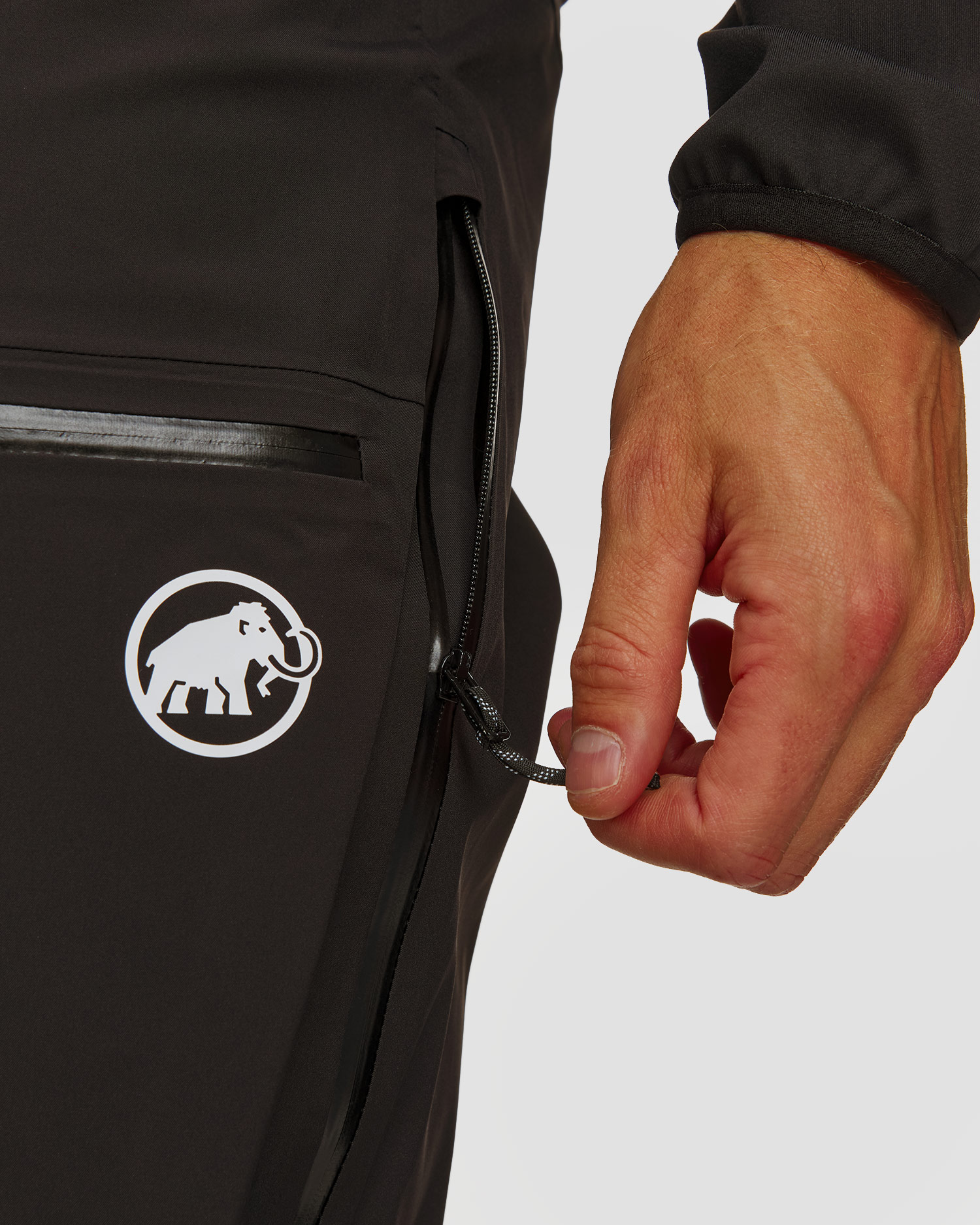 Pantalon de skitouring noir pour hommes Mammut Haldigrat light HS Pants Men