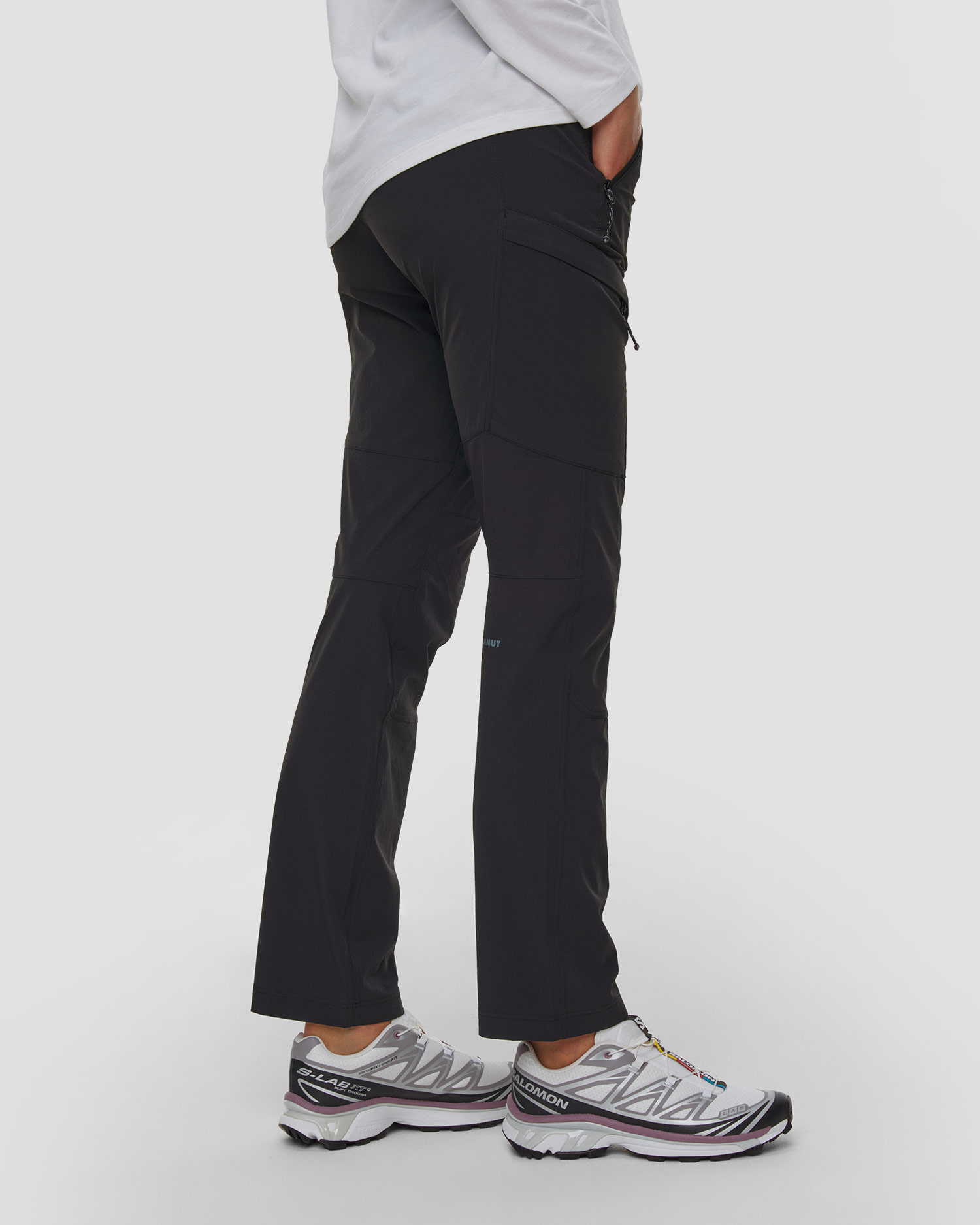 Pantalon de trekking noir pour femmes Mammut Runbold IV Pants