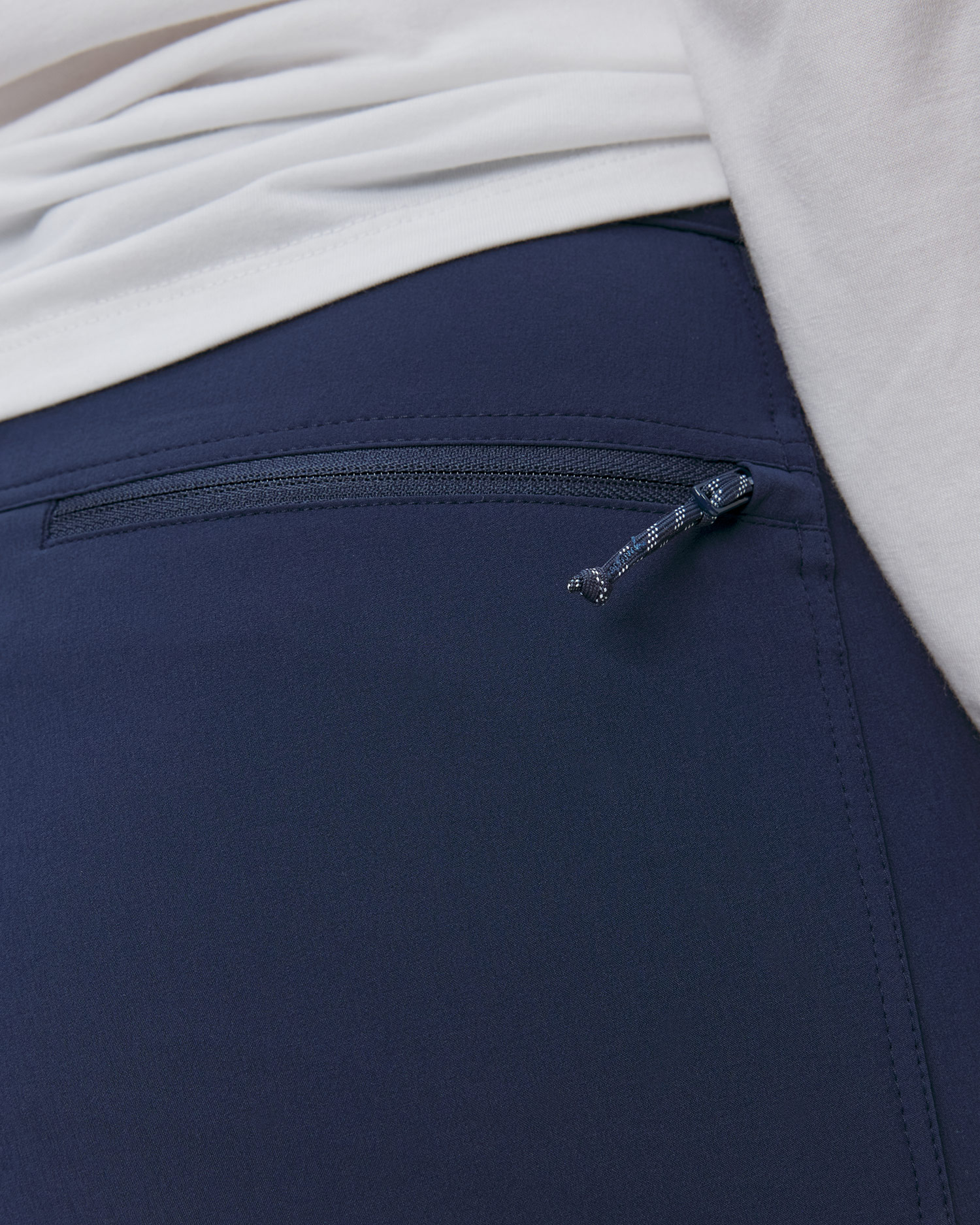 Pantalon de trekking bleu marine pour femmes Mammut Runbold IV Pants