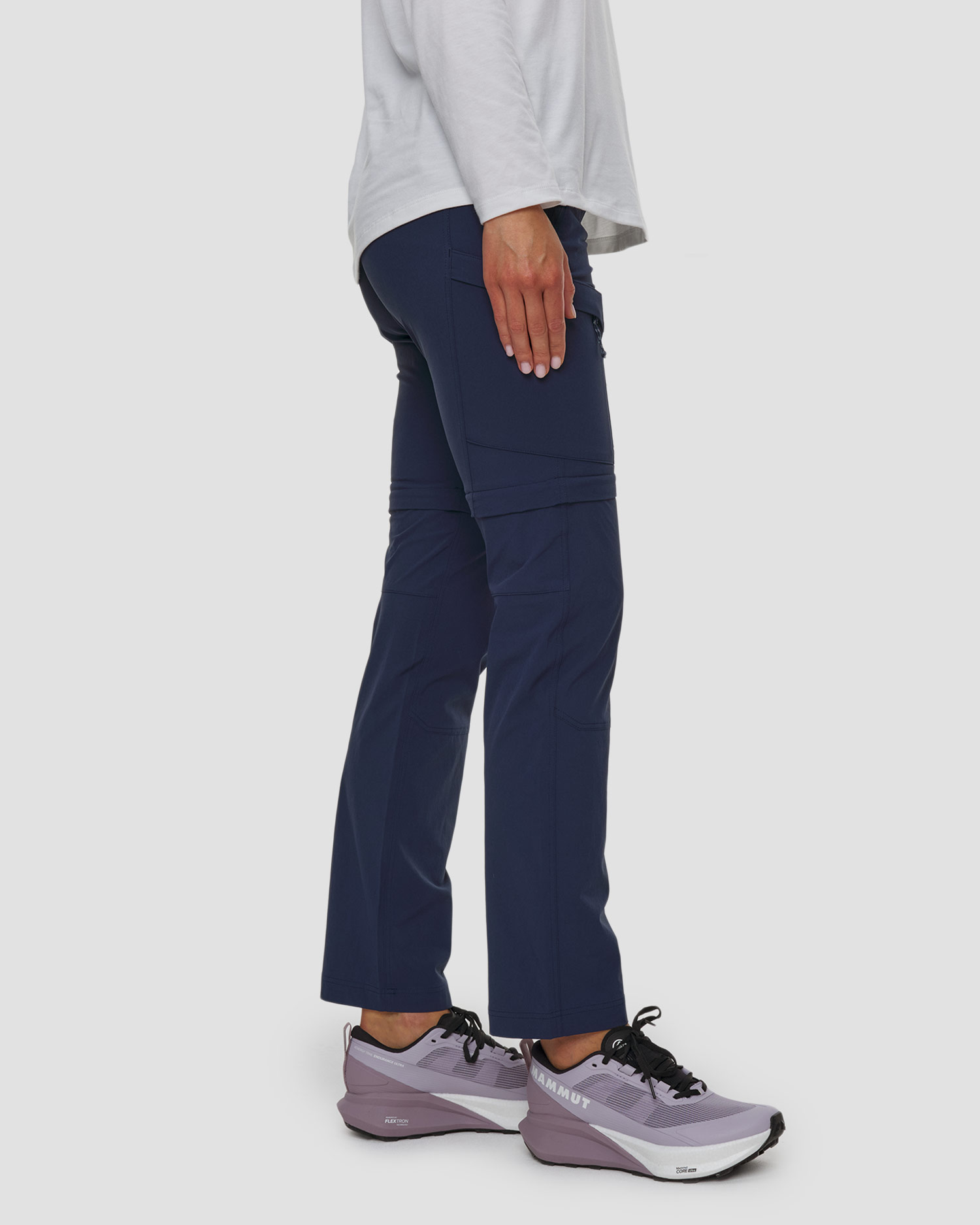 Pantalon de trekking bleu marine 2 en 1 pour femmes Mammut Runbold IV Zip Off Pants