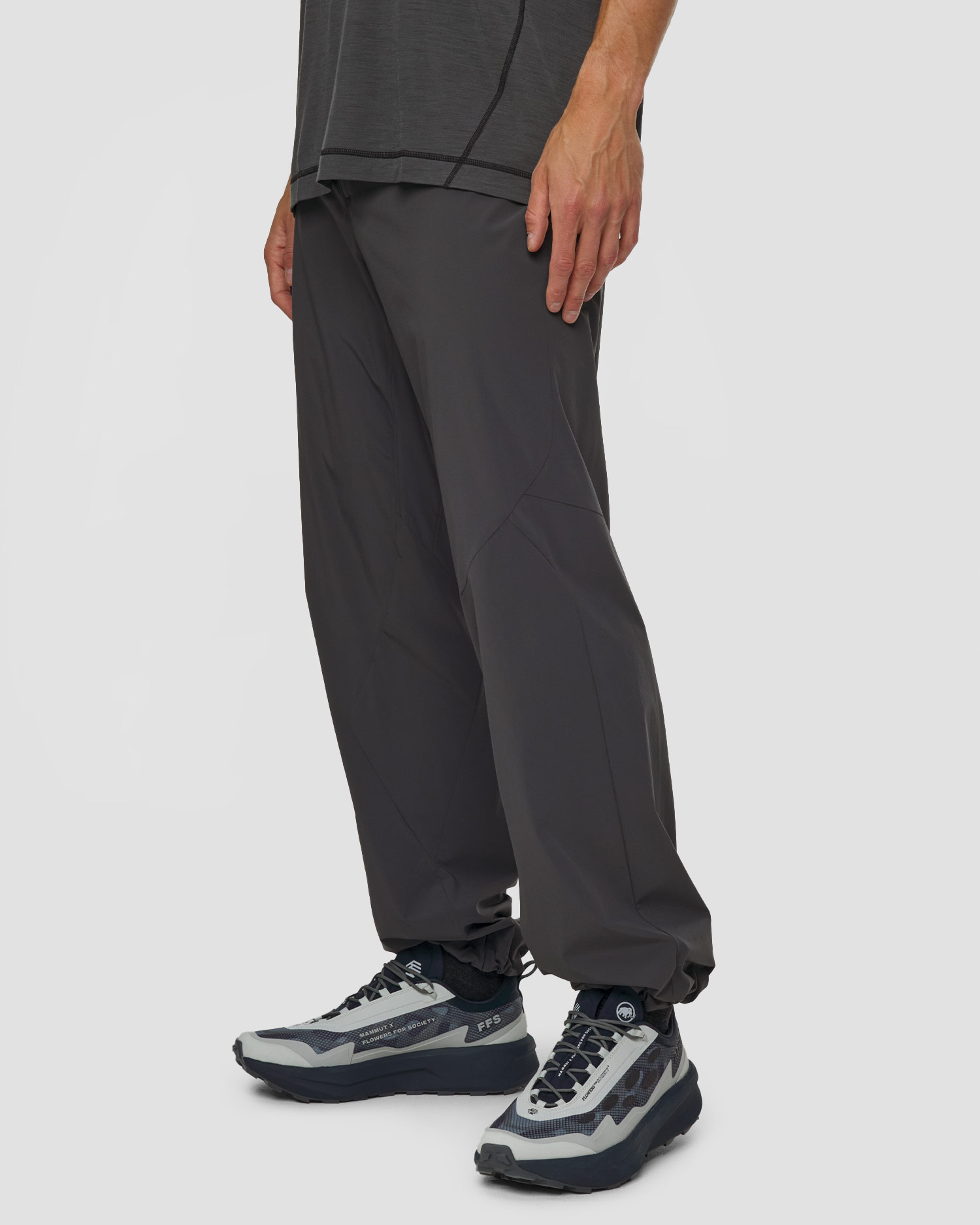 Pantalon de trekking gris pour hommes Mammut Hiking Patrol x Mammut Light Pants