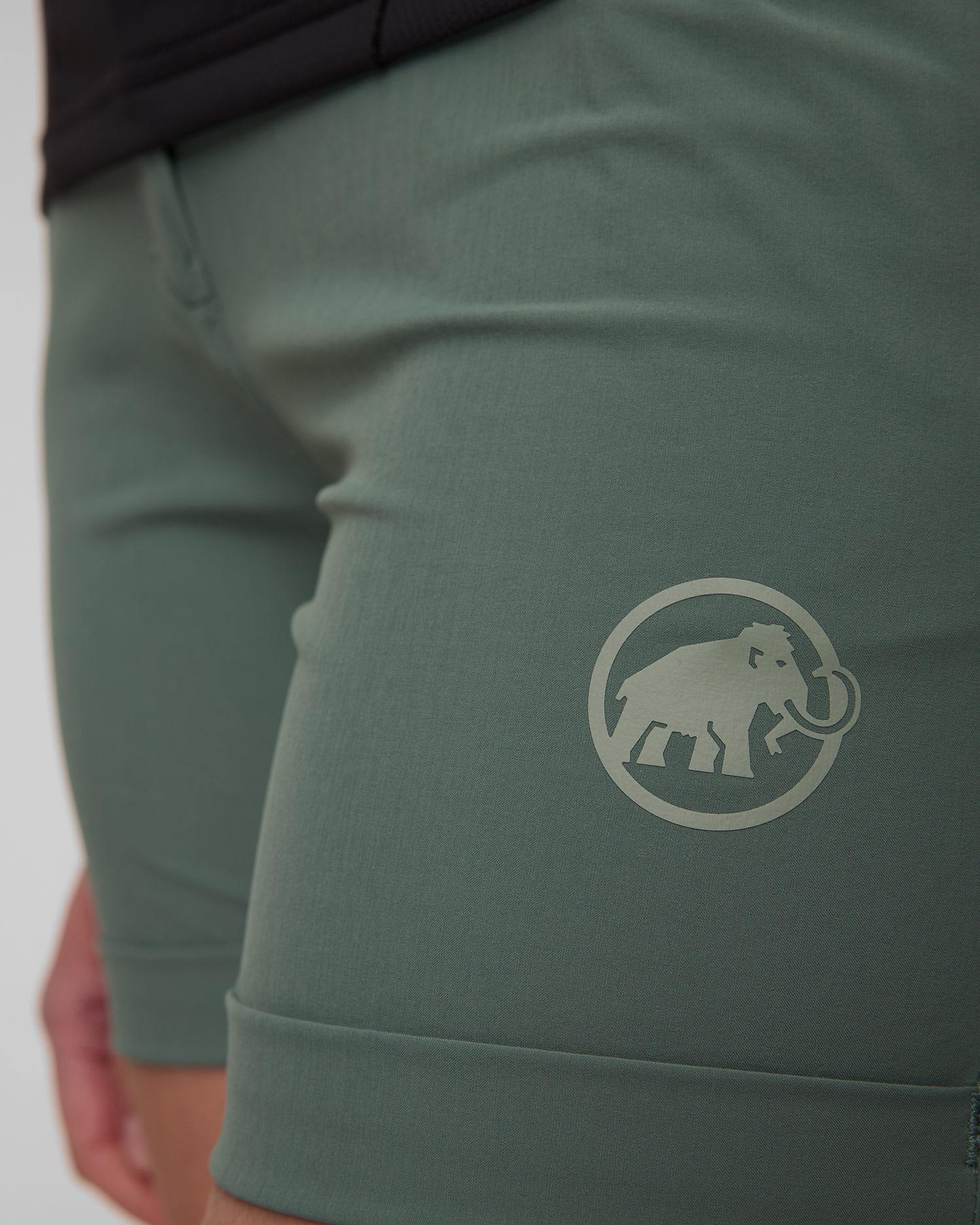 Dámske kraťasy Mammut Runbold Roll Cuff