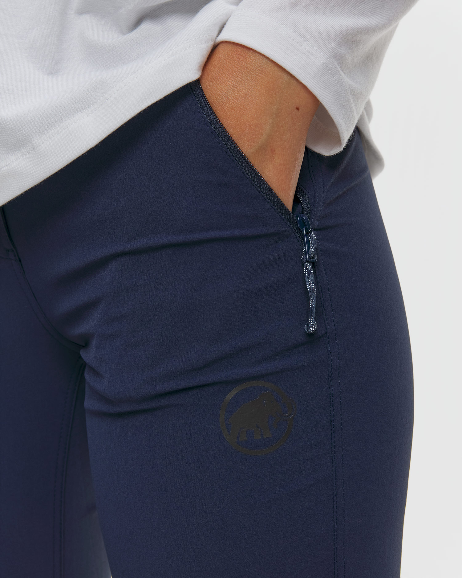 Short de trekking bleu marine pour hommes Mammut Runbold IV Shorts