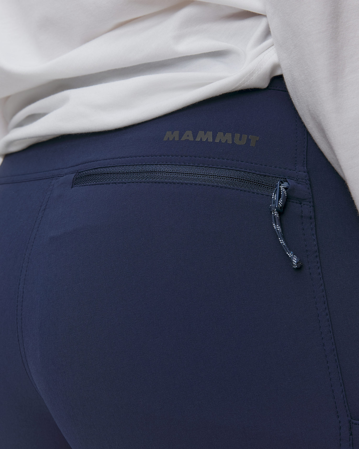 Short de trekking bleu marine pour hommes Mammut Runbold IV Shorts